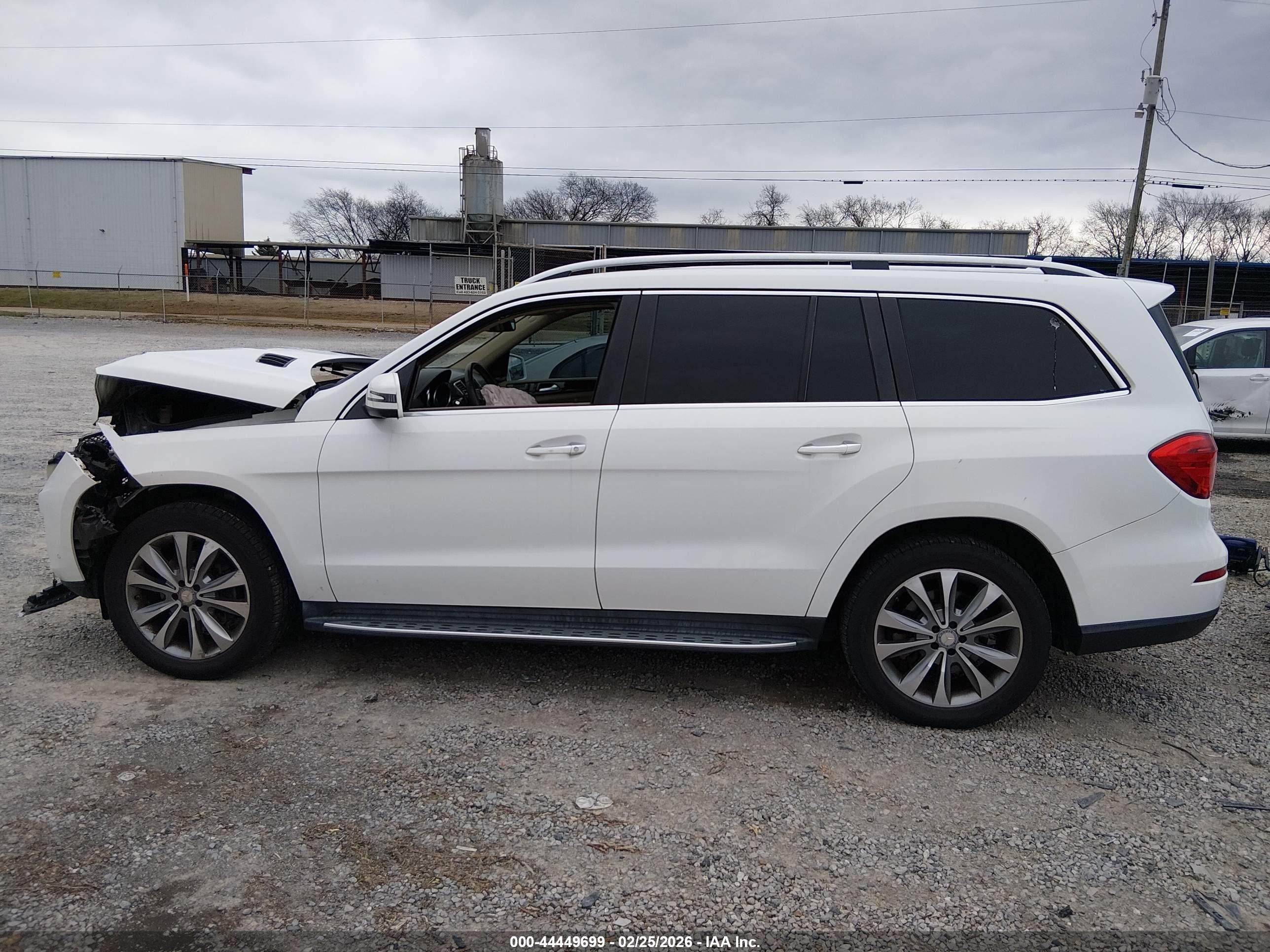 2015 Mercedes-benz Gl 350 Bluetec 4matic Белый vin: 4JGDF2EEXFA605772