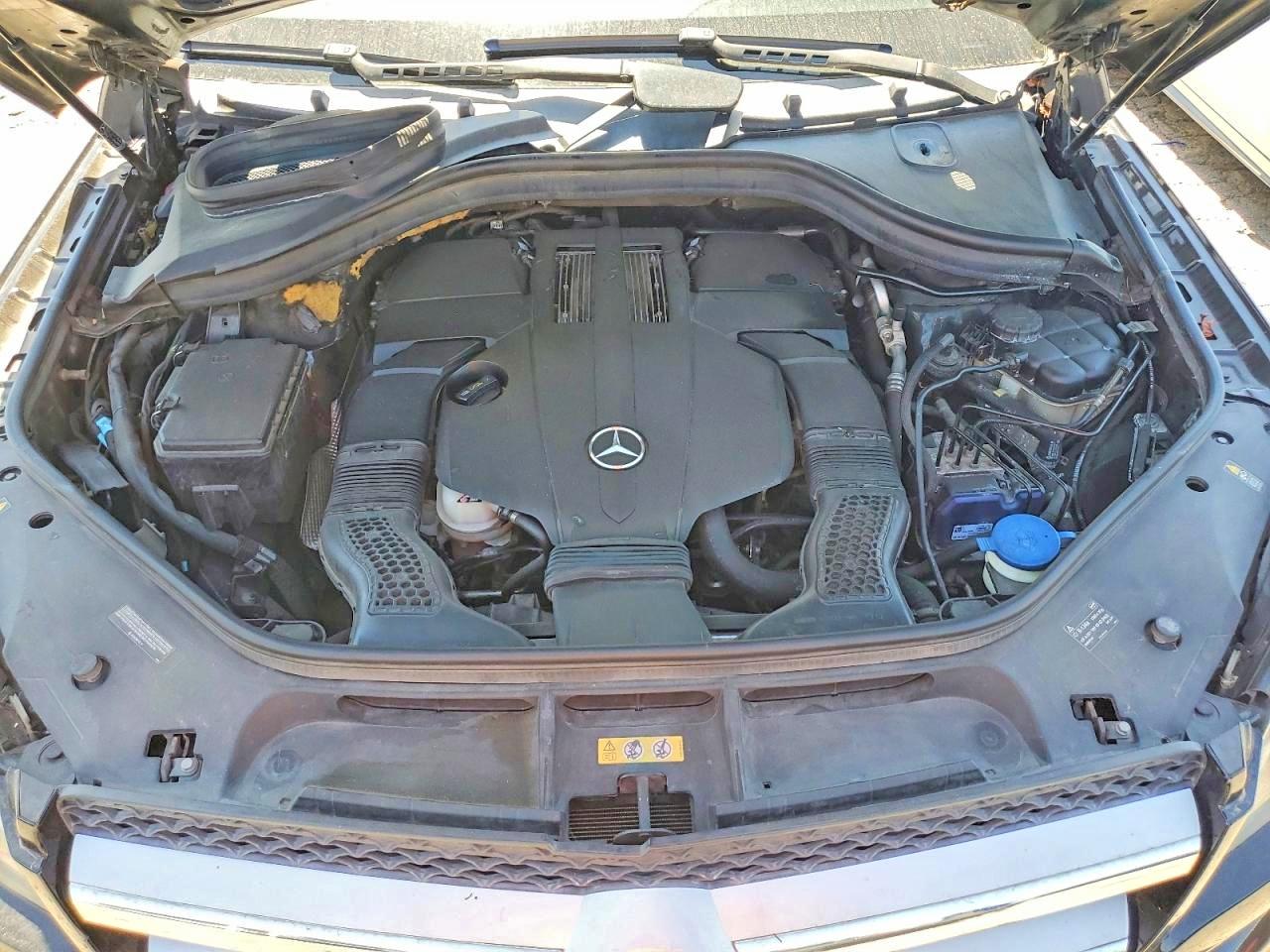 2015 Mercedes-benz Gl 450 4matic Черный vin: 4JGDF6EE0FA459485