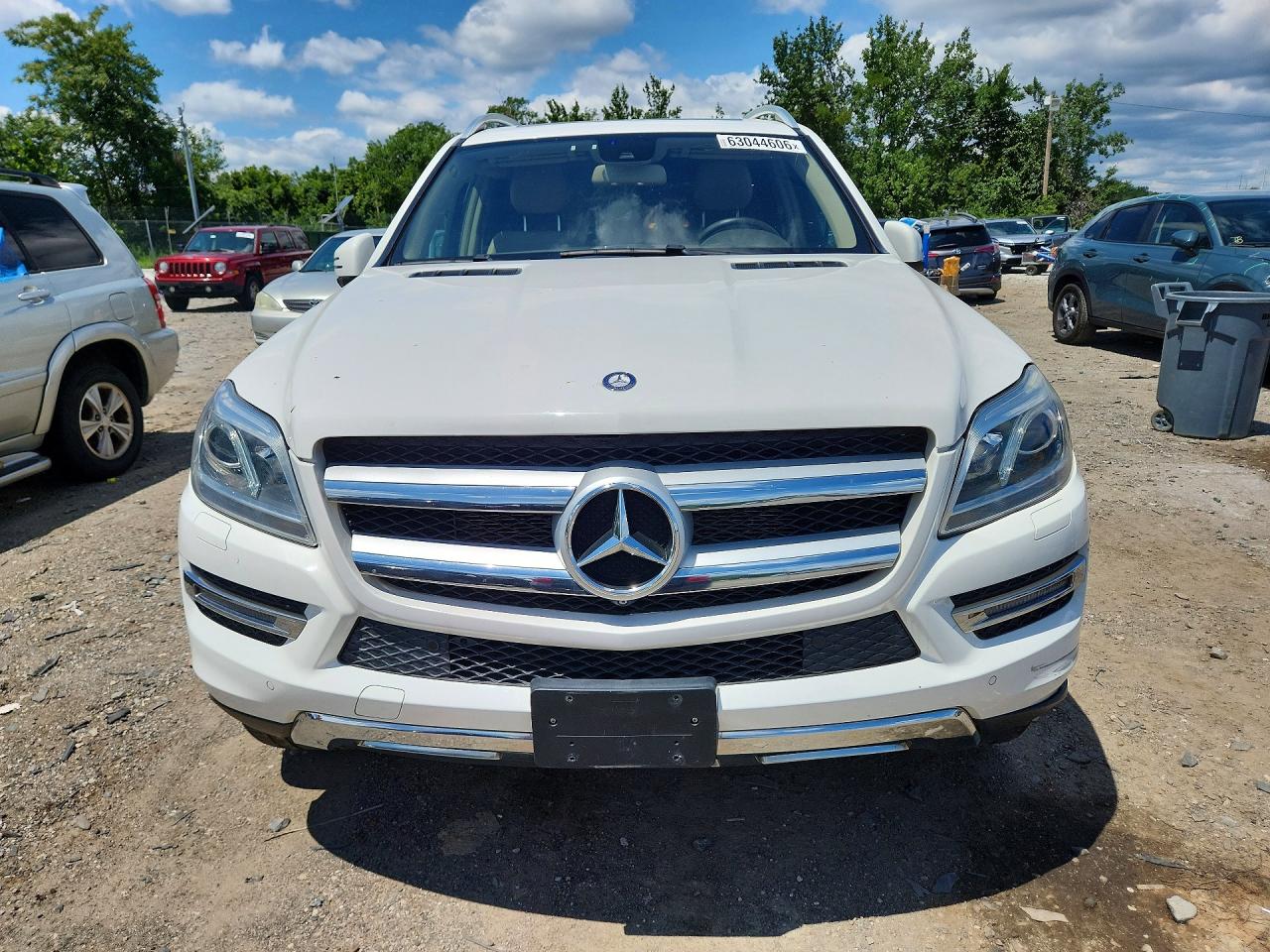 2015 Mercedes-benz Gl 450 4matic Белый vin: 4JGDF6EE0FA461334