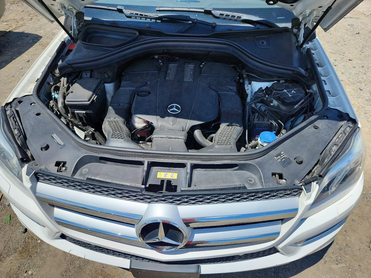 2015 Mercedes-benz Gl 450 4matic Белый vin: 4JGDF6EE0FA461334