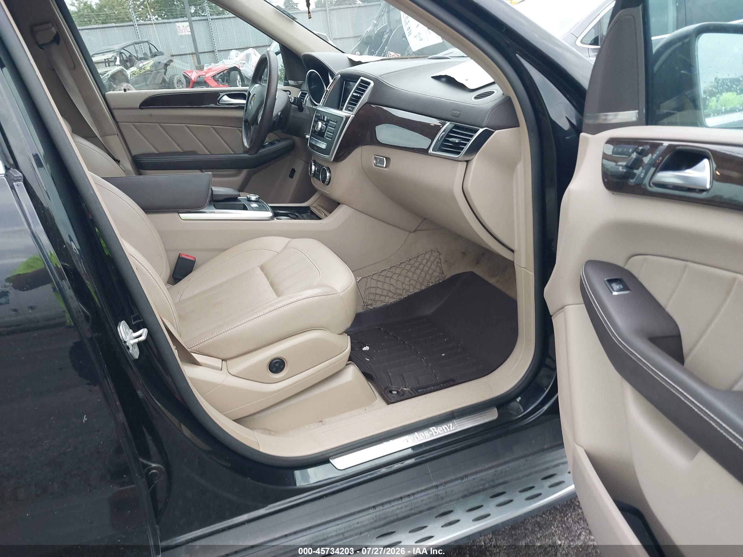 2015 Mercedes-benz Gl 450 4matic Черный vin: 4JGDF6EE0FA536789