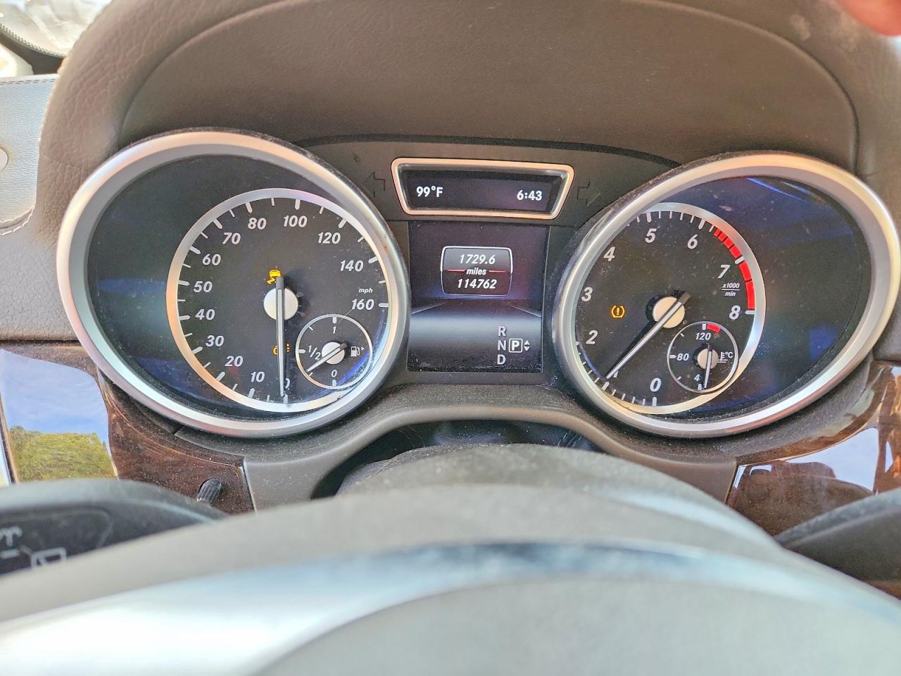 2015 Mercedes-benz Gl 450 4matic Серебряный vin: 4JGDF6EE0FA569999