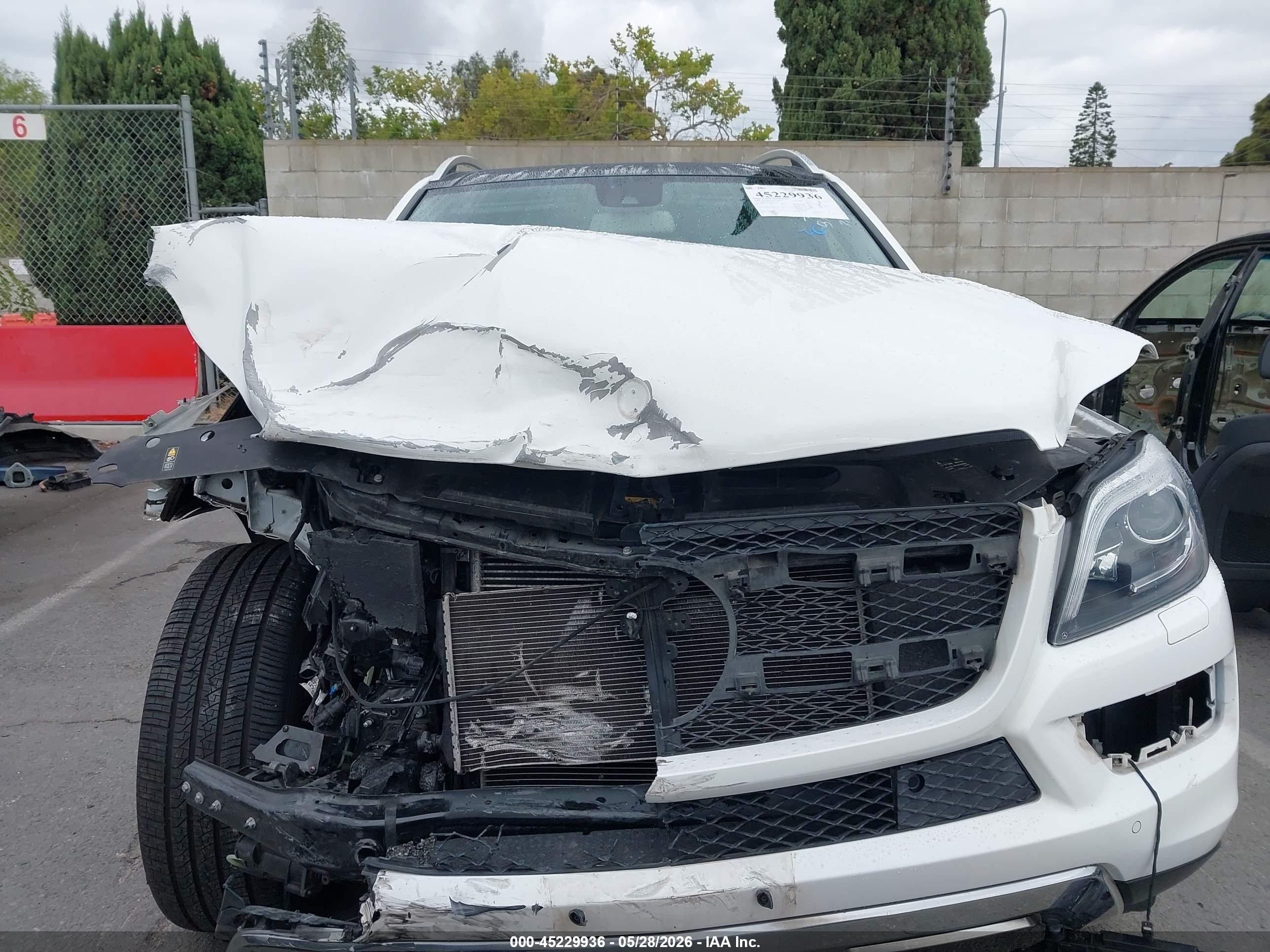 2015 Mercedes-benz Gl 450 4matic White vin: 4JGDF6EE2FA477003