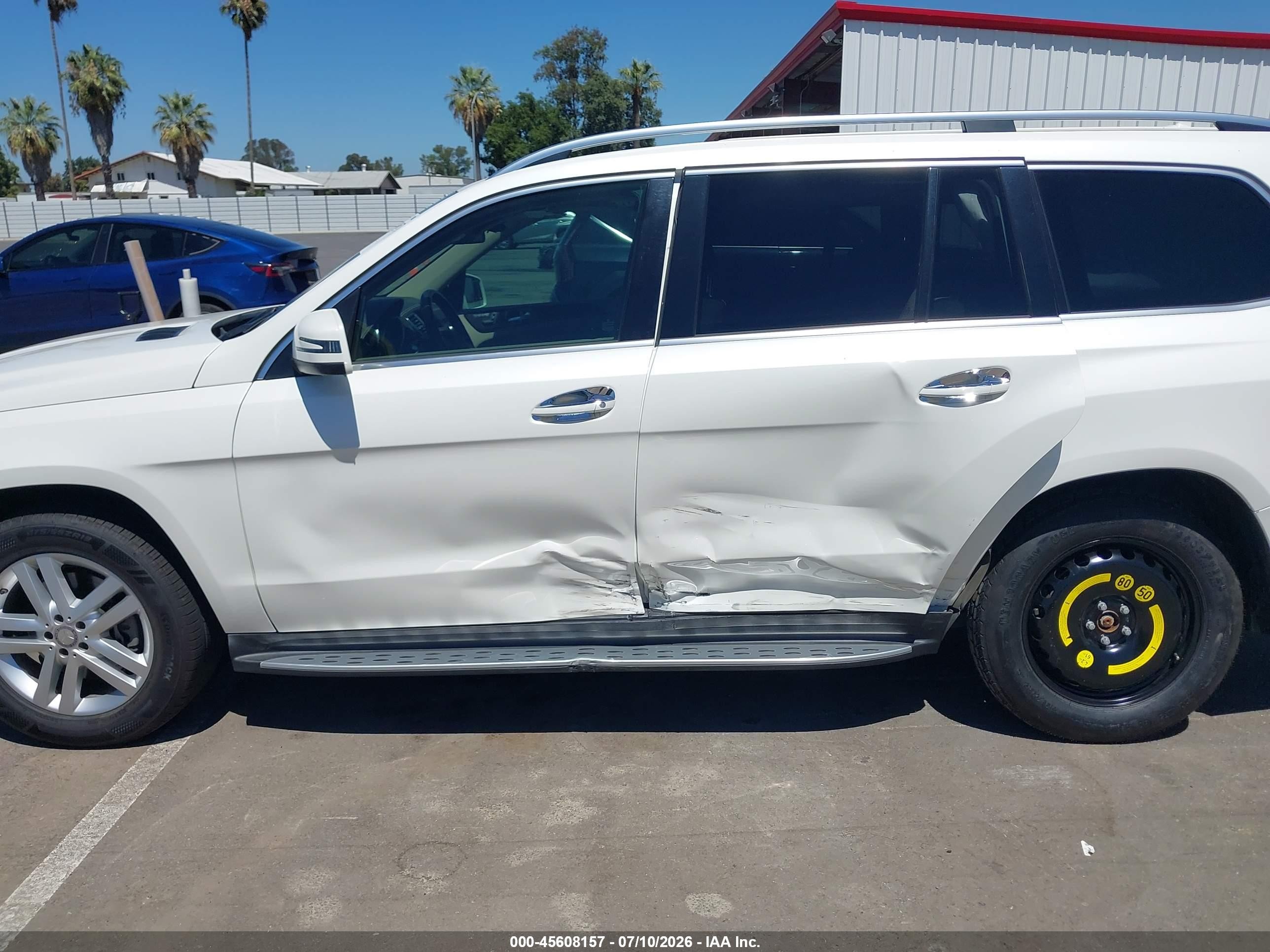2015 Mercedes-benz Gl 450 4matic Белый vin: 4JGDF6EE3FA460484