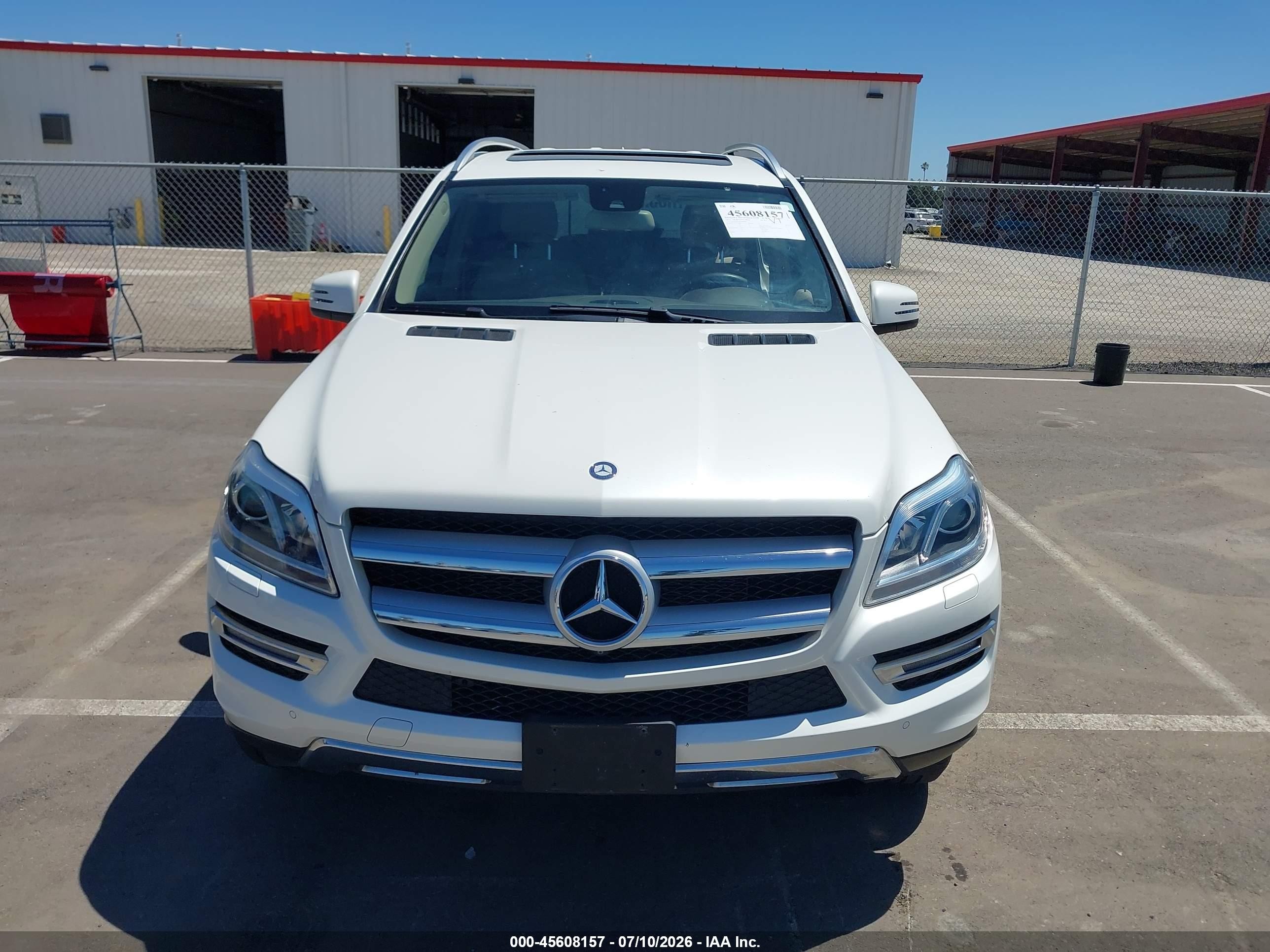 2015 Mercedes-benz Gl 450 4matic Белый vin: 4JGDF6EE3FA460484