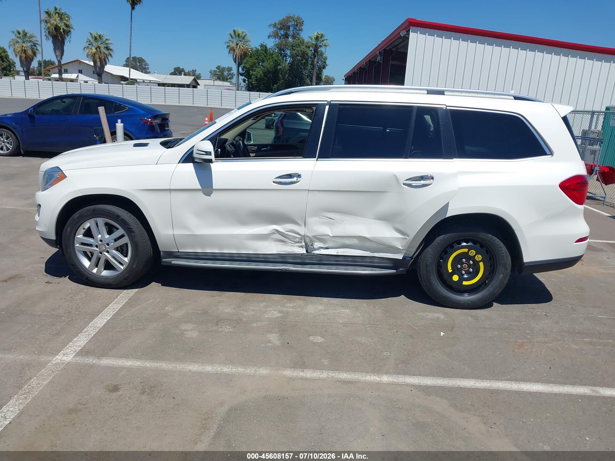 2015 Mercedes-benz Gl 450 4matic Белый vin: 4JGDF6EE3FA460484