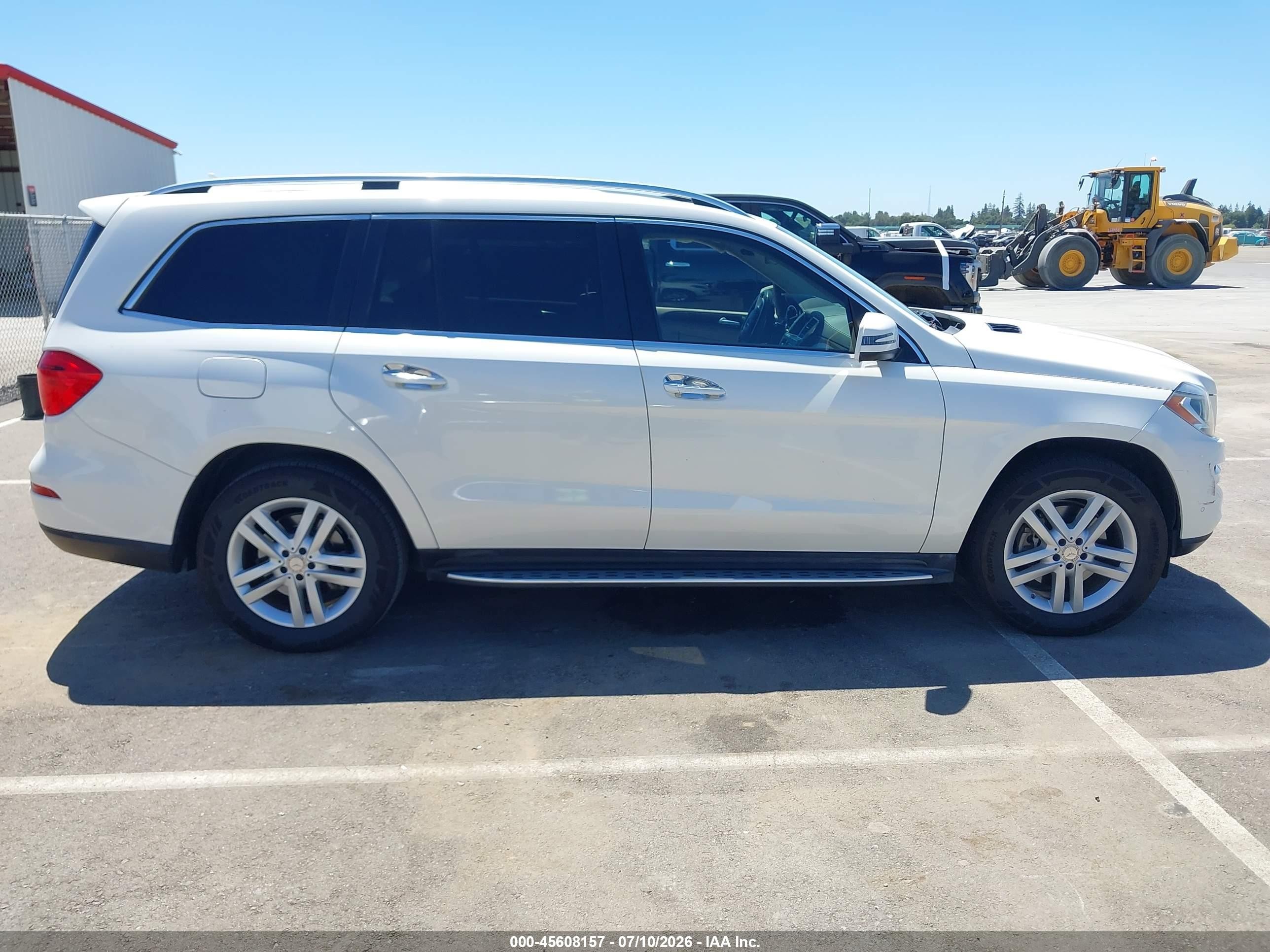 2015 Mercedes-benz Gl 450 4matic Белый vin: 4JGDF6EE3FA460484