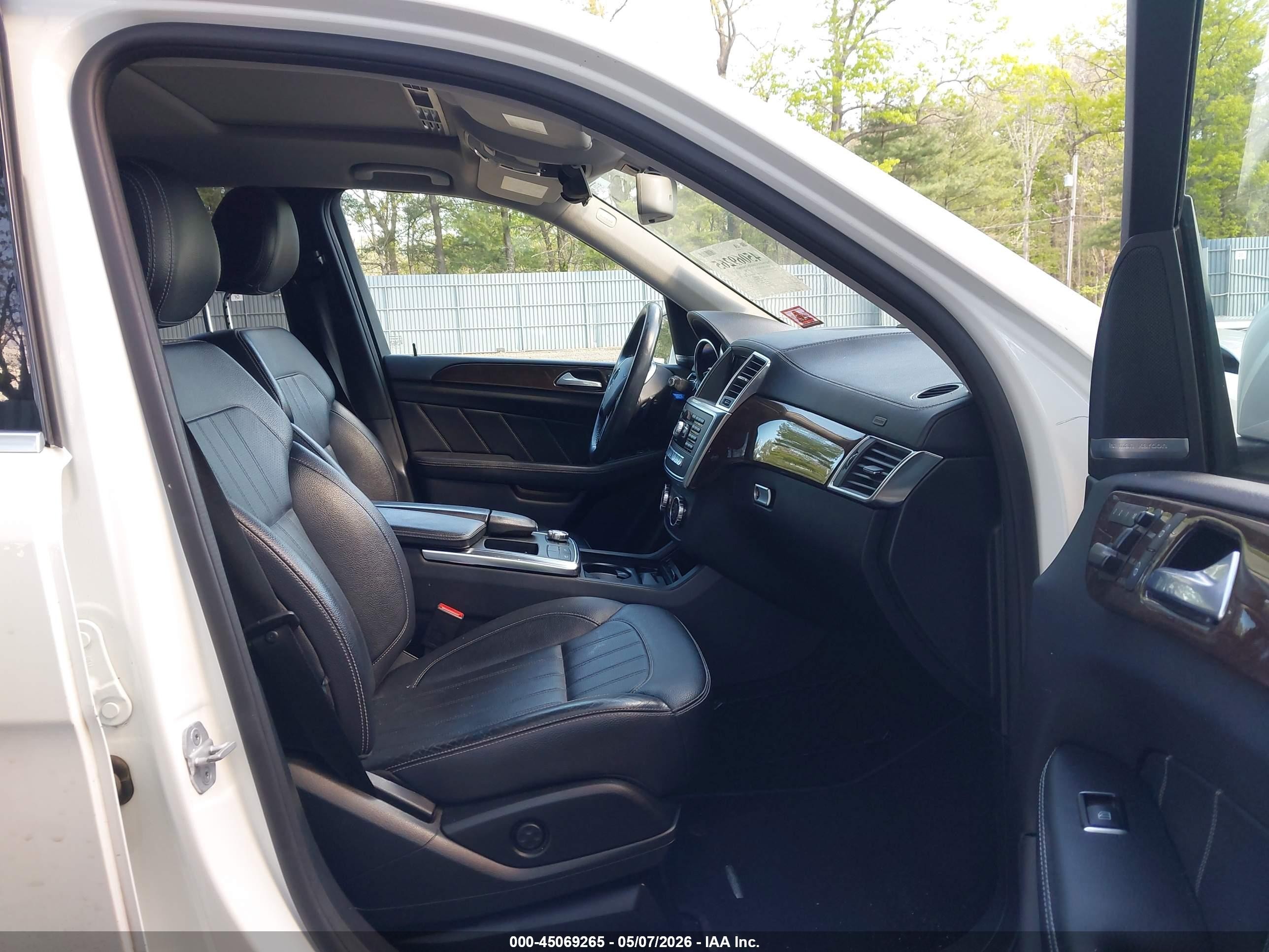 2015 Mercedes-benz Gl 450 4matic White vin: 4JGDF6EE3FA486230