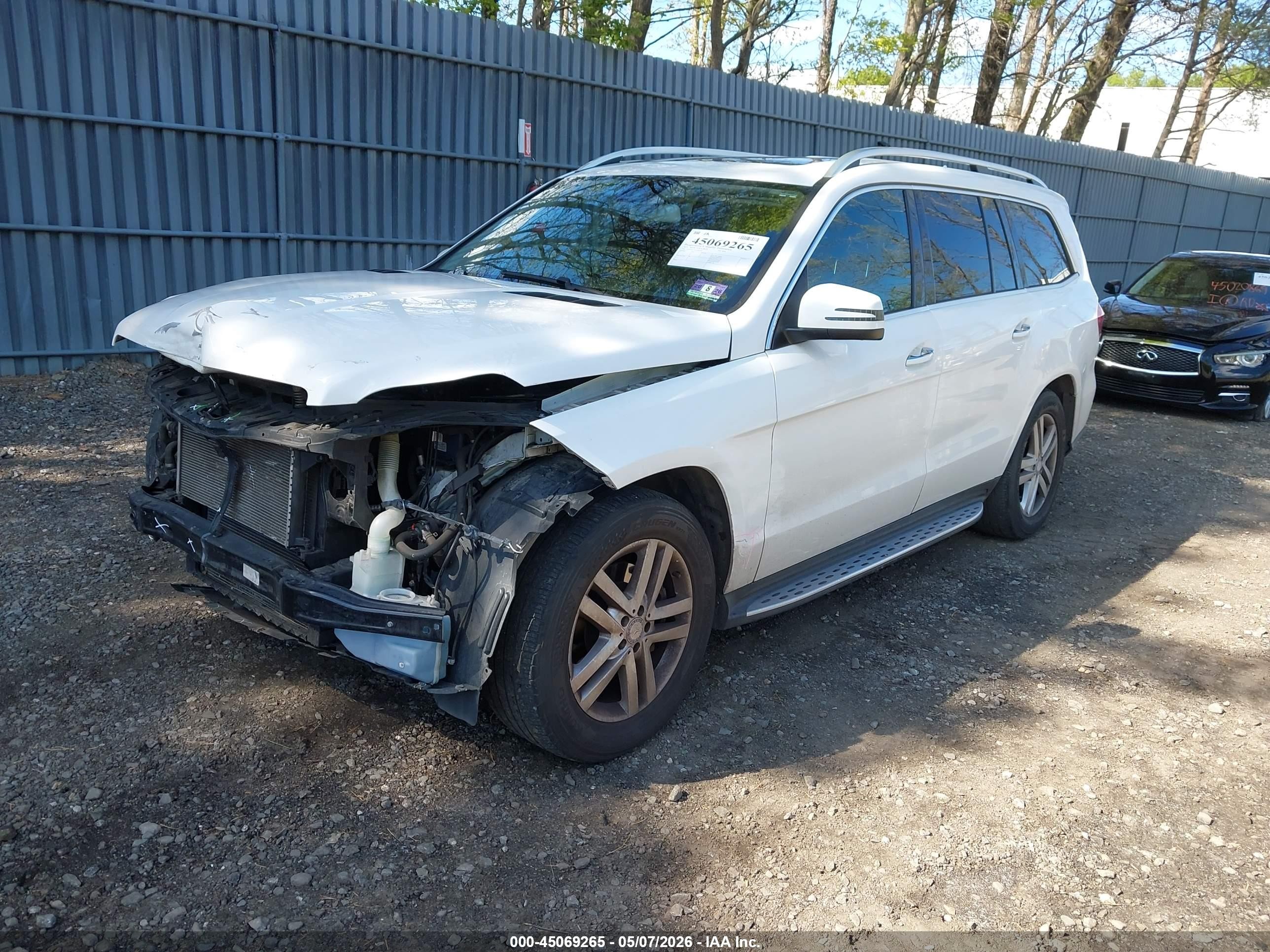 2015 Mercedes-benz Gl 450 4matic White vin: 4JGDF6EE3FA486230