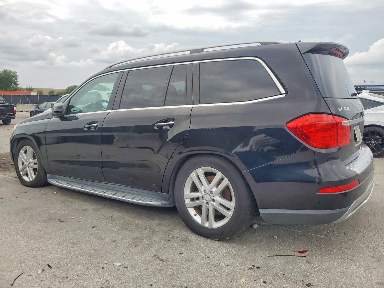 2015 Mercedes-benz Gl 450 4matic Черный vin: 4JGDF6EE3FA495400