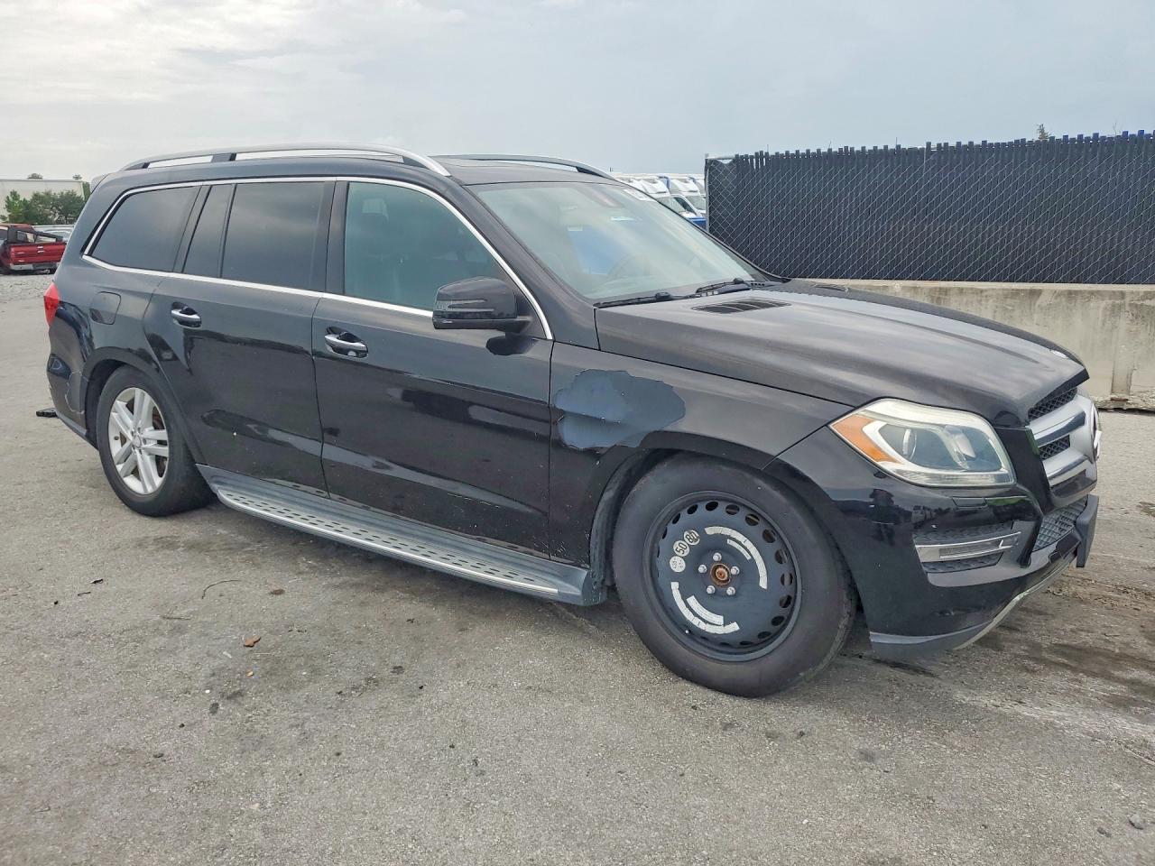 2015 Mercedes-benz Gl 450 4matic Черный vin: 4JGDF6EE3FA495400
