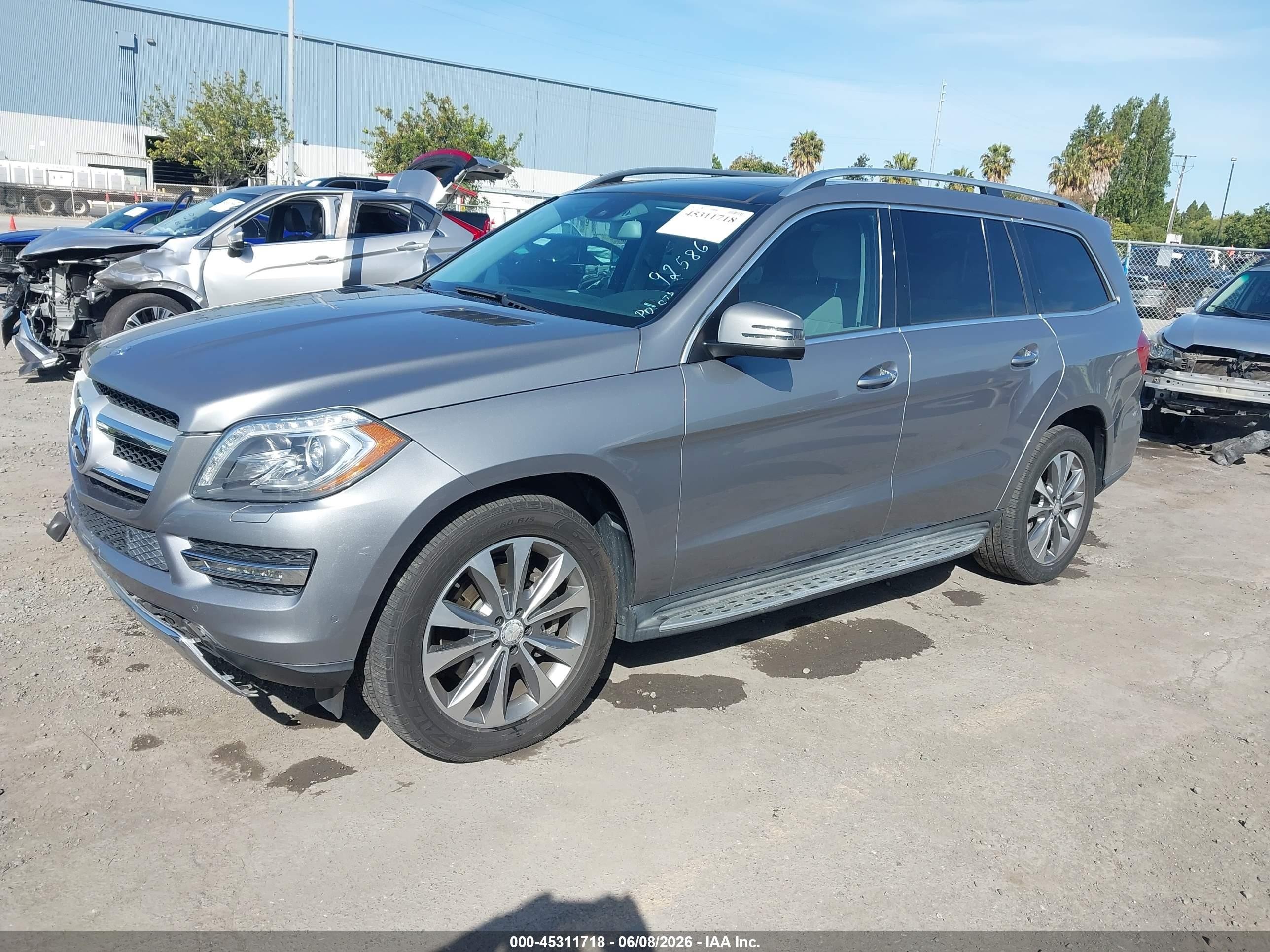 2015 Mercedes-benz Gl 450 4matic Silver vin: 4JGDF6EE3FA584030