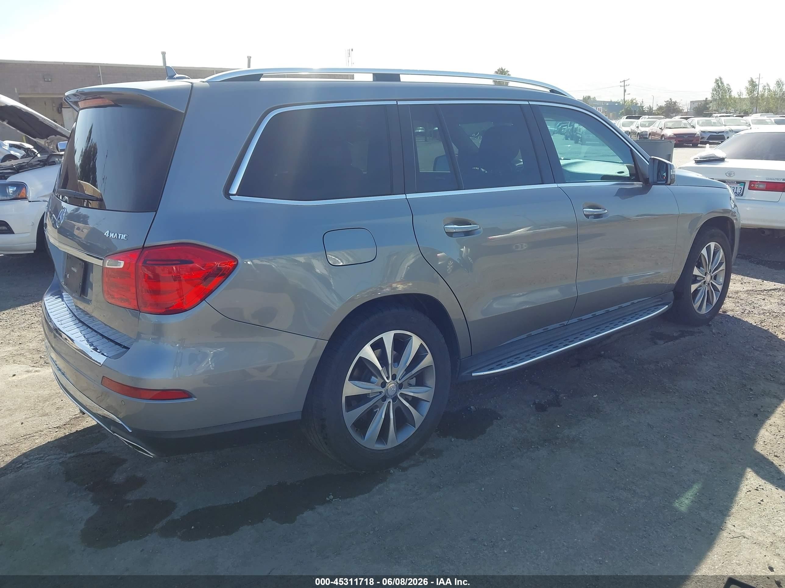 2015 Mercedes-benz Gl 450 4matic Silver vin: 4JGDF6EE3FA584030