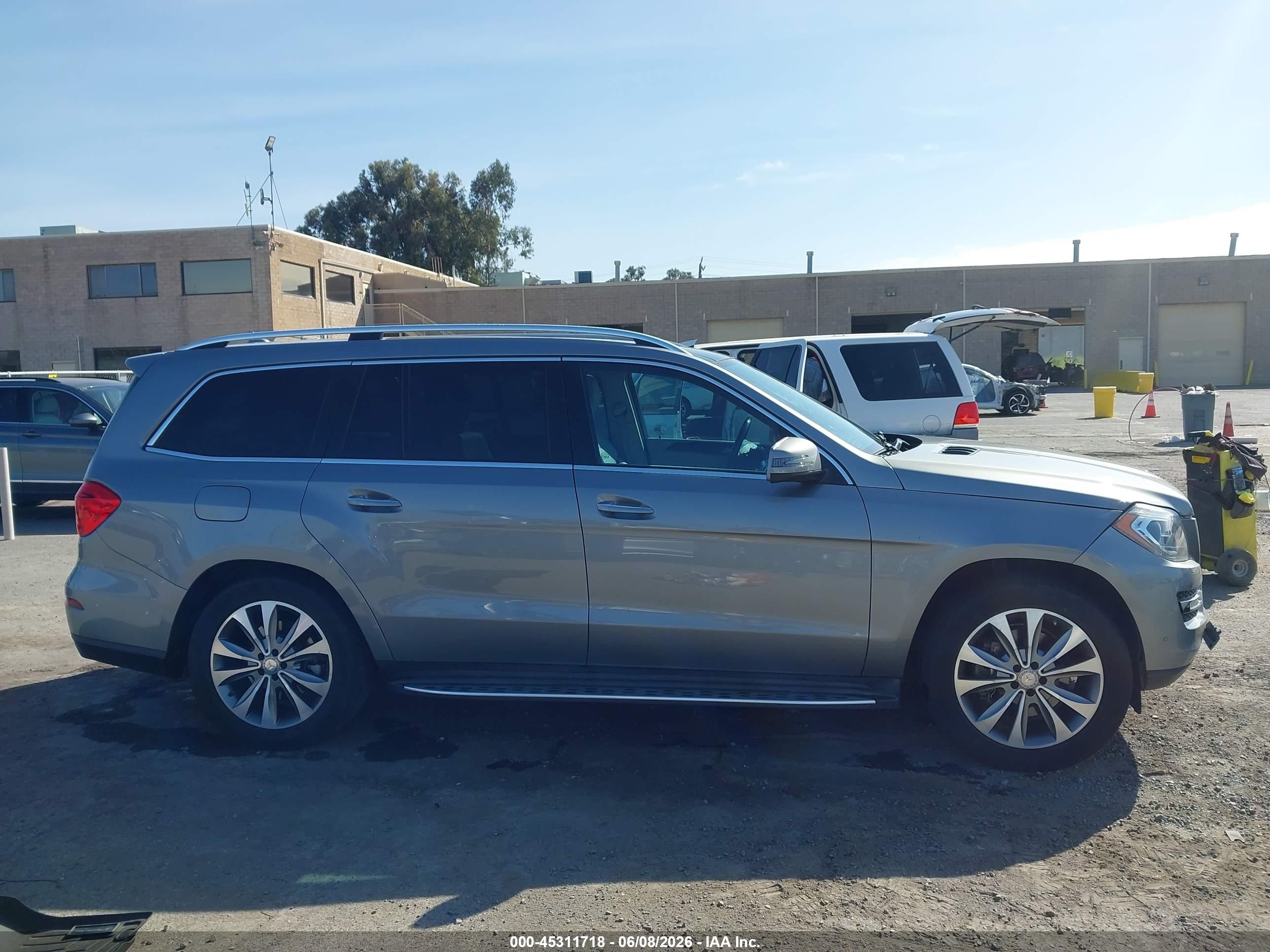 2015 Mercedes-benz Gl 450 4matic Silver vin: 4JGDF6EE3FA584030