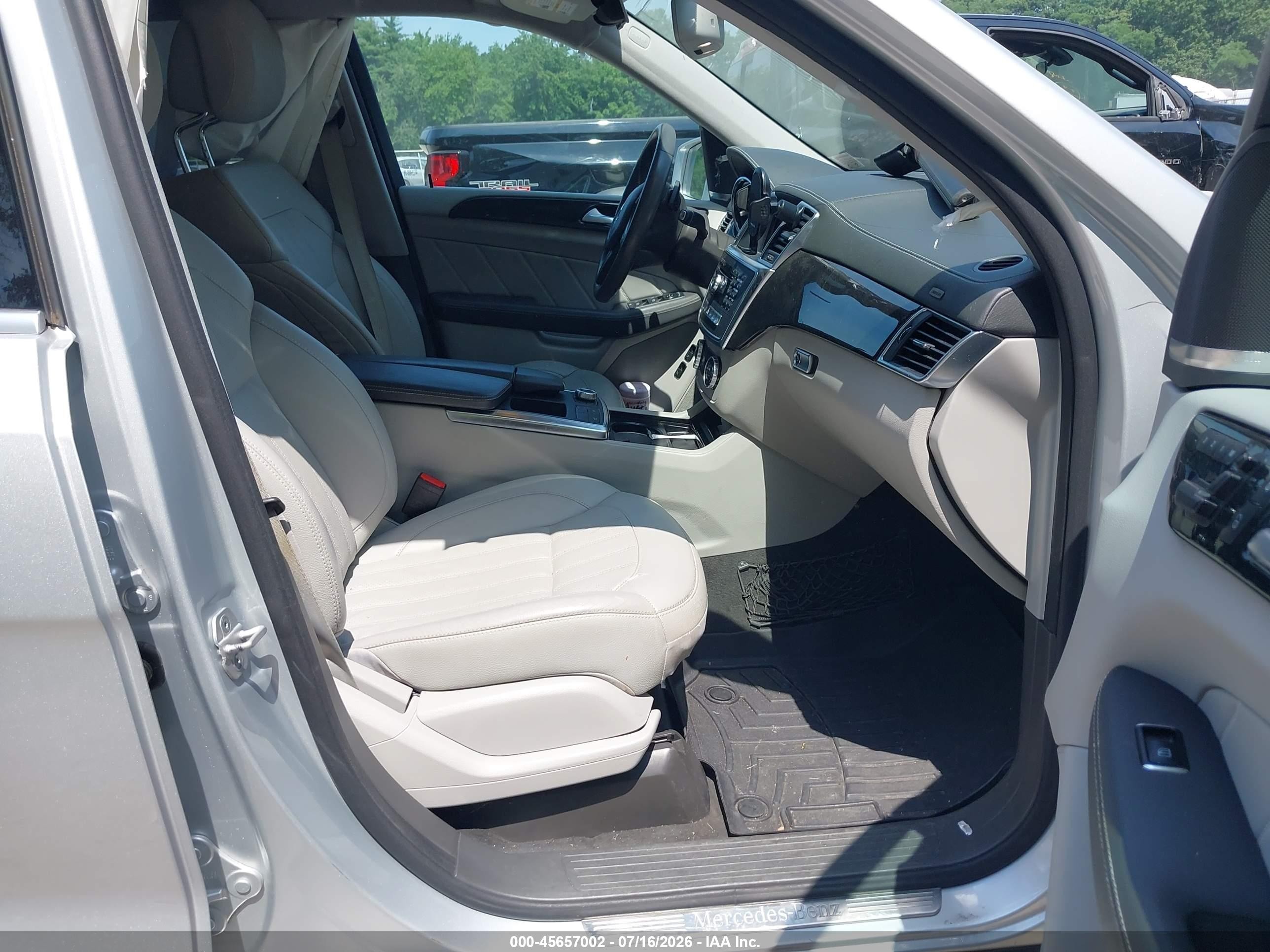 2015 Mercedes-benz Gl 450 4matic Silver vin: 4JGDF6EE5FA460809