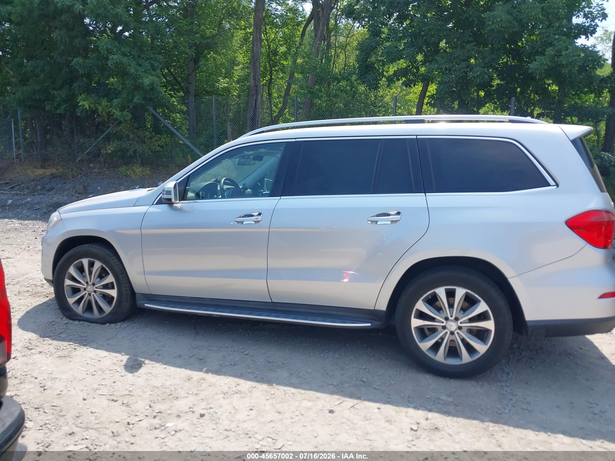 2015 Mercedes-benz Gl 450 4matic Silver vin: 4JGDF6EE5FA460809