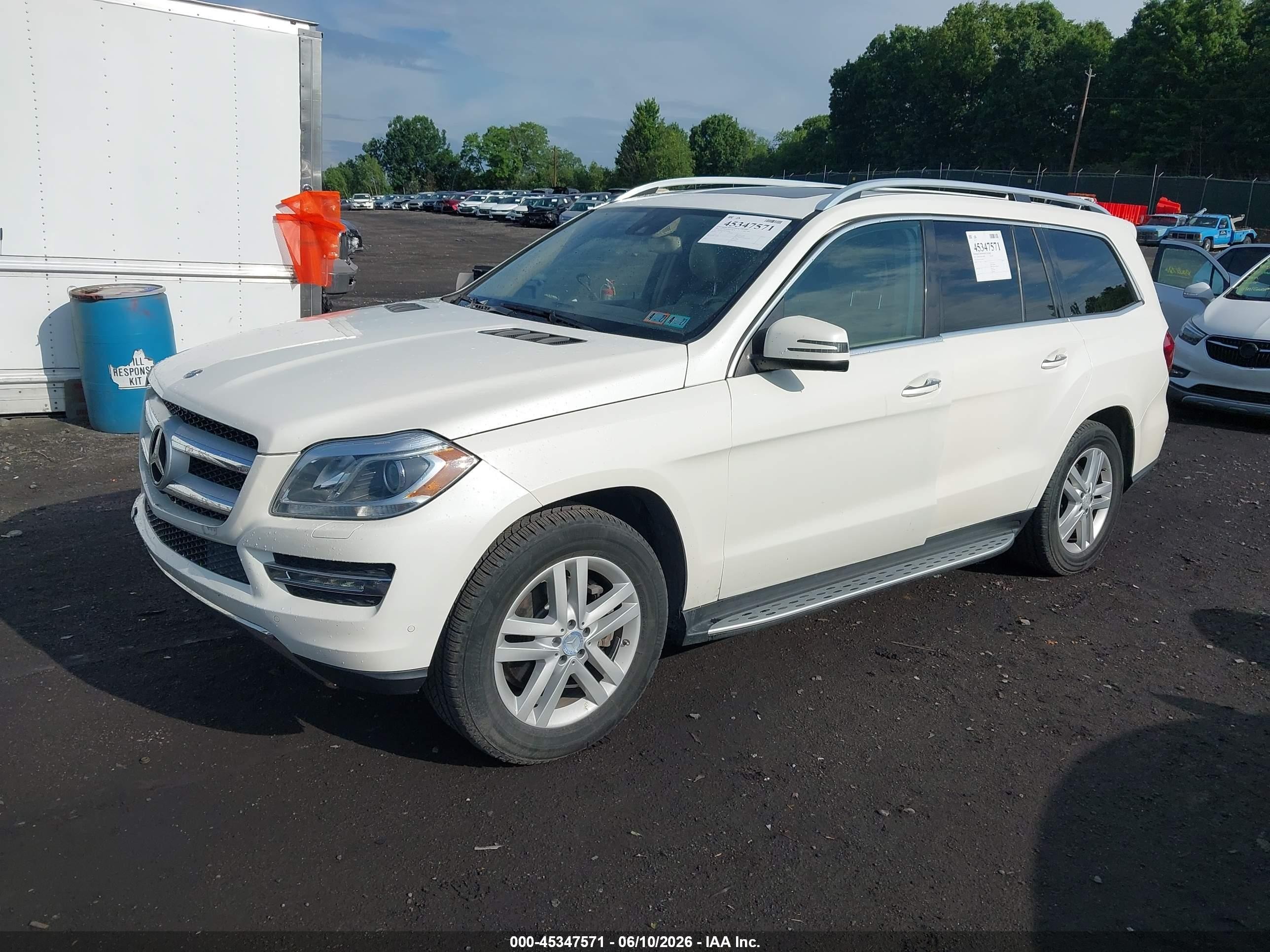 2015 Mercedes-benz Gl 450 4matic White vin: 4JGDF6EE5FA494068