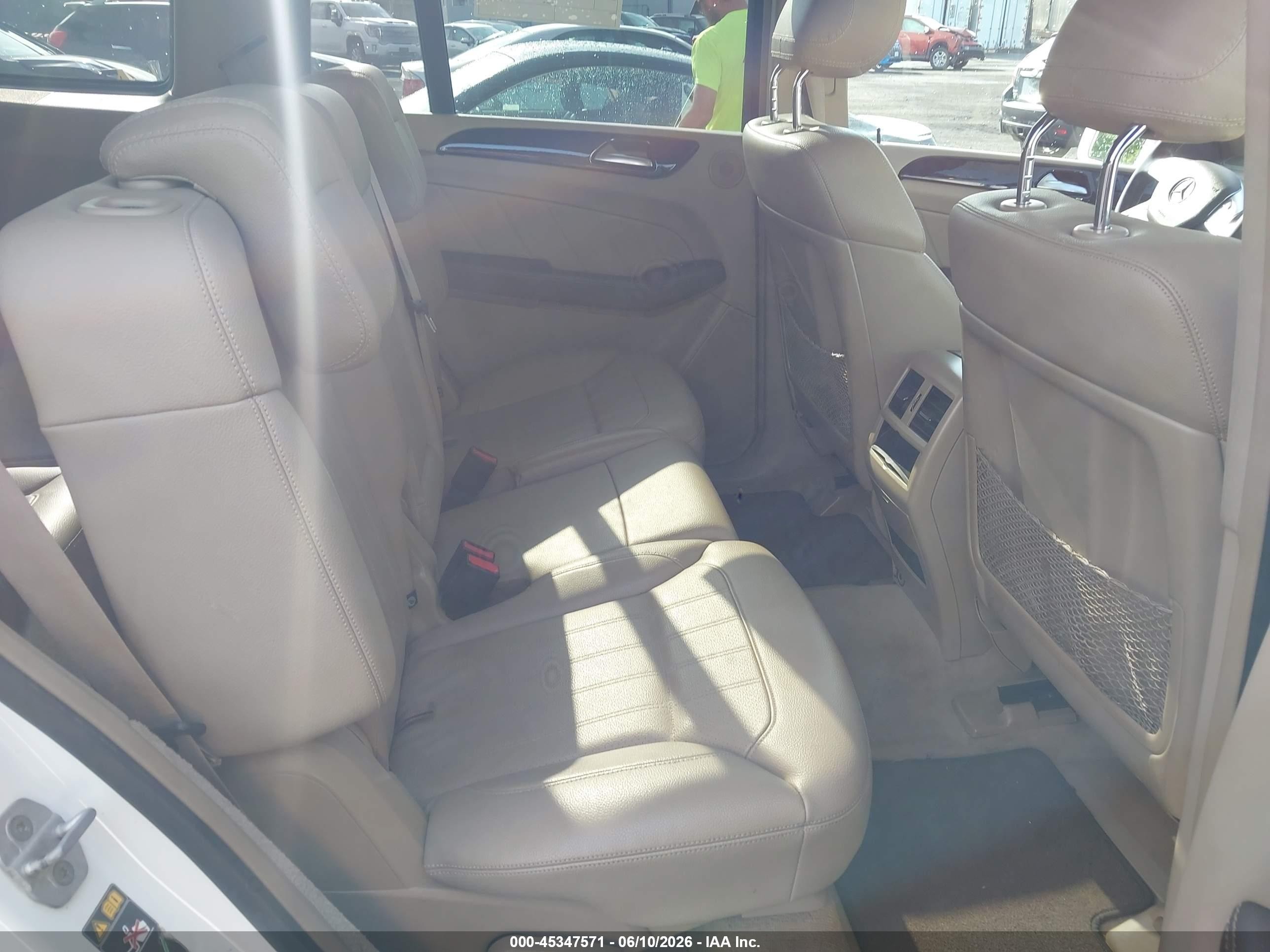 2015 Mercedes-benz Gl 450 4matic White vin: 4JGDF6EE5FA494068
