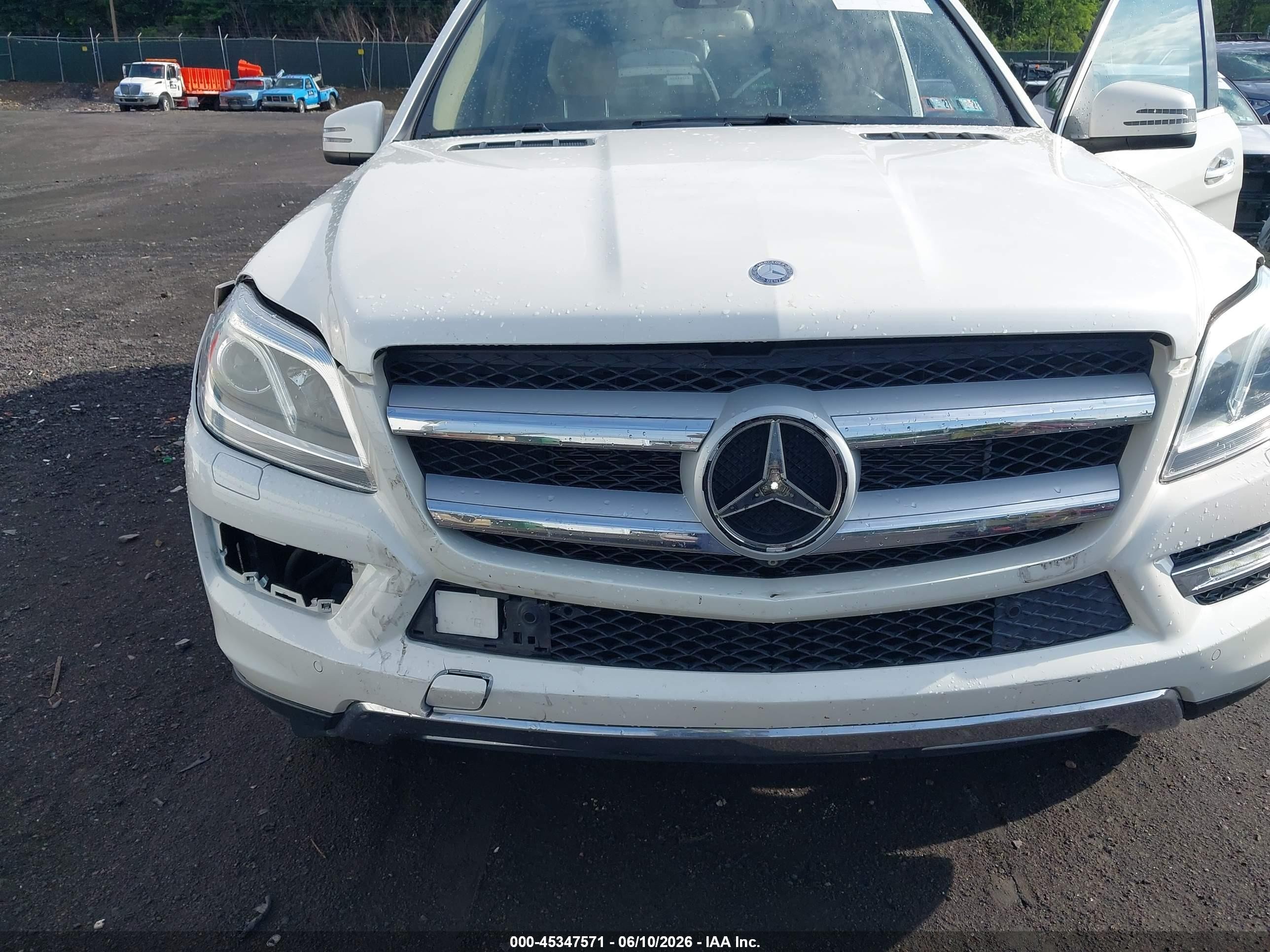 2015 Mercedes-benz Gl 450 4matic White vin: 4JGDF6EE5FA494068