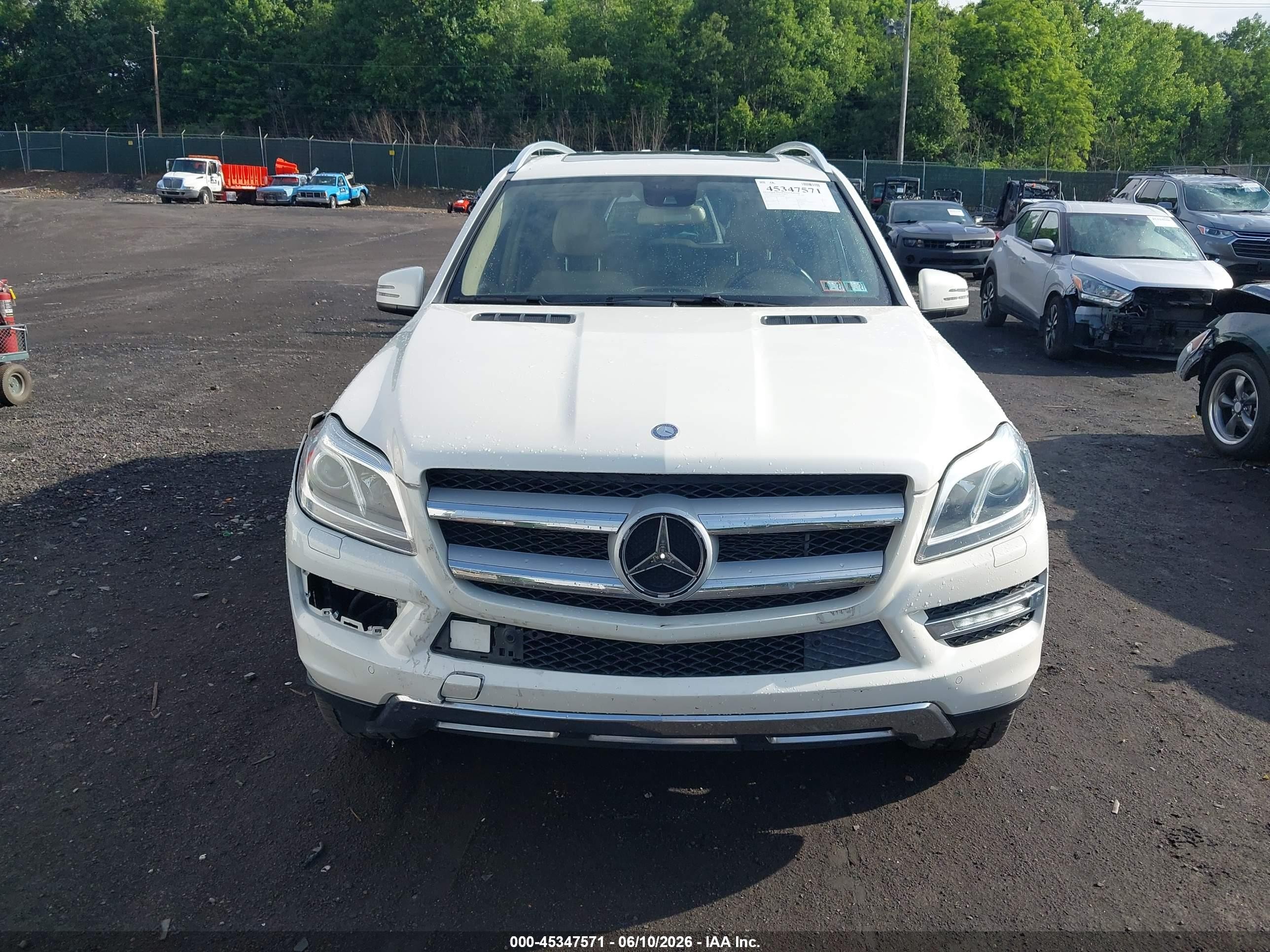 2015 Mercedes-benz Gl 450 4matic White vin: 4JGDF6EE5FA494068