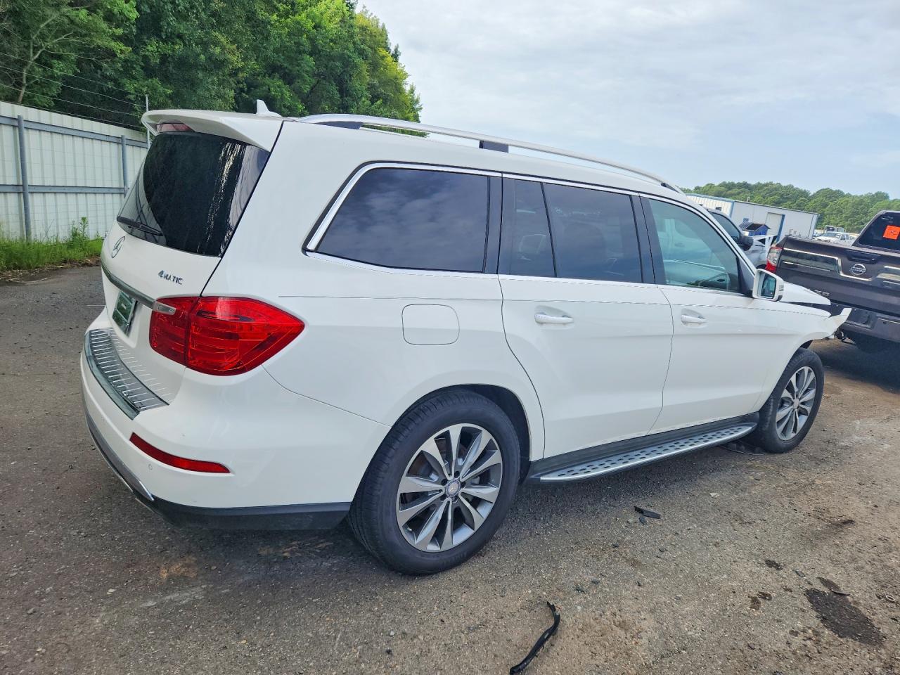 2015 Mercedes-benz Gl 450 4matic White vin: 4JGDF6EE5FA500645
