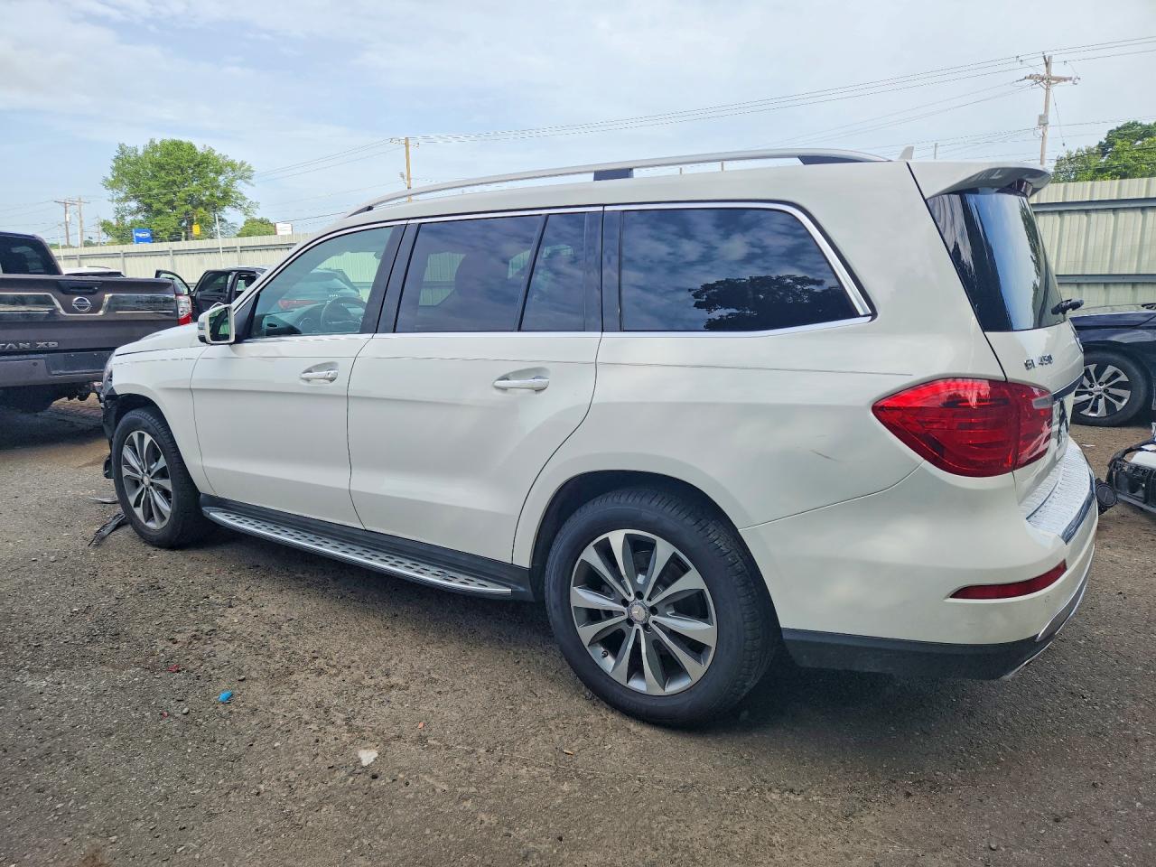 2015 Mercedes-benz Gl 450 4matic White vin: 4JGDF6EE5FA500645