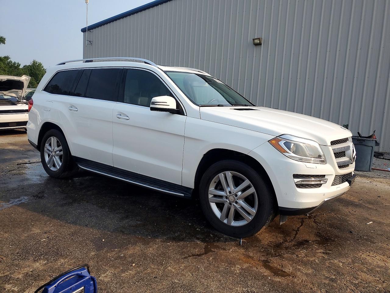 2015 Mercedes-benz Gl 450 4matic White vin: 4JGDF6EE5FA611812
