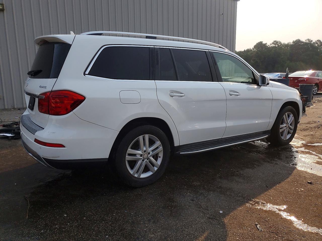 2015 Mercedes-benz Gl 450 4matic White vin: 4JGDF6EE5FA611812