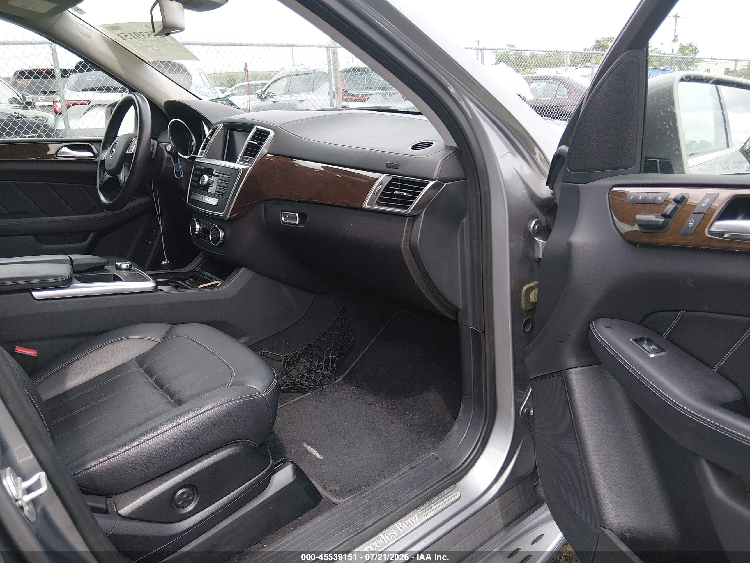 2015 Mercedes-benz Gl 450 4matic Gray vin: 4JGDF6EE5FA618419