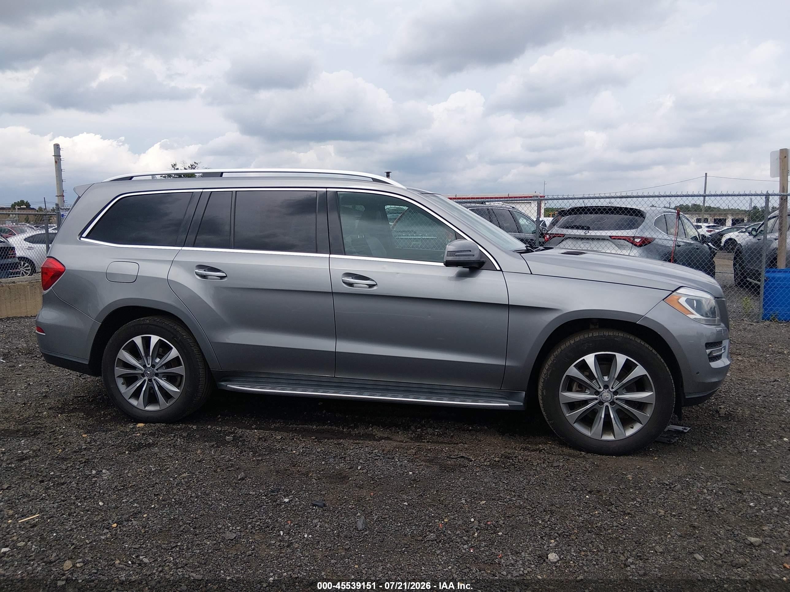 2015 Mercedes-benz Gl 450 4matic Gray vin: 4JGDF6EE5FA618419