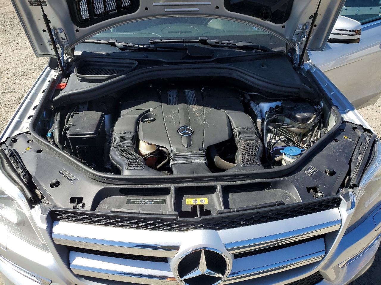 2016 Mercedes-benz Gl 450 4matic Серебряный vin: 4JGDF6EE5GA681022