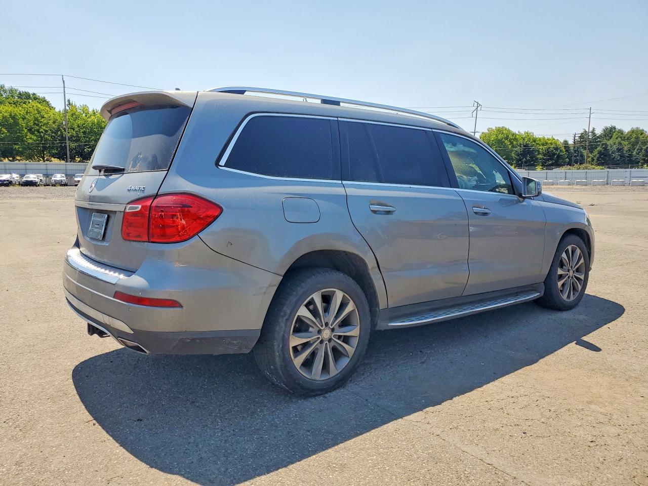 2015 Mercedes-benz Gl 450 4matic Silver vin: 4JGDF6EE6FA468529