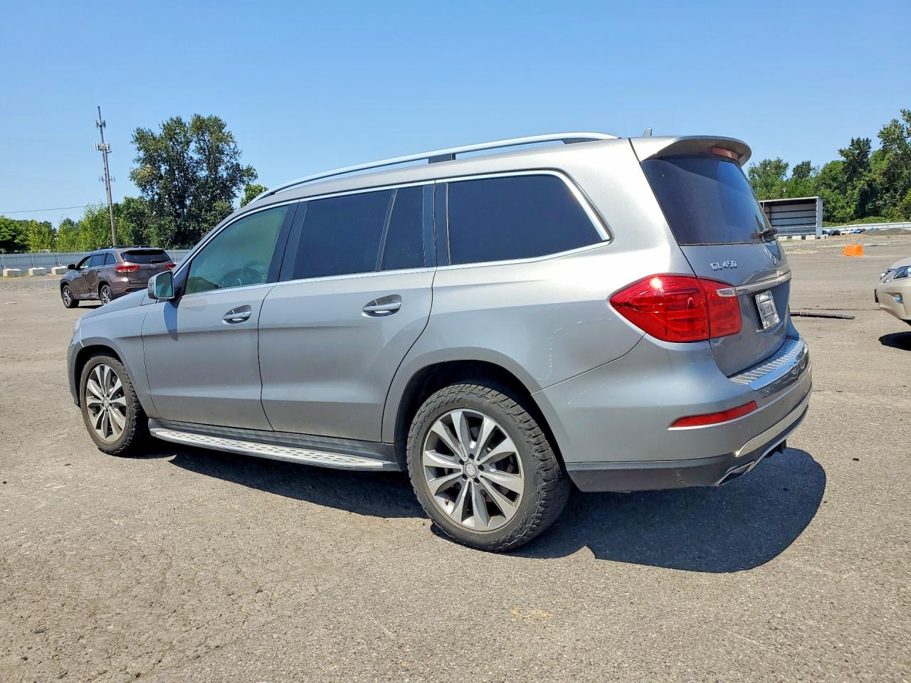 2015 Mercedes-benz Gl 450 4matic Silver vin: 4JGDF6EE6FA468529