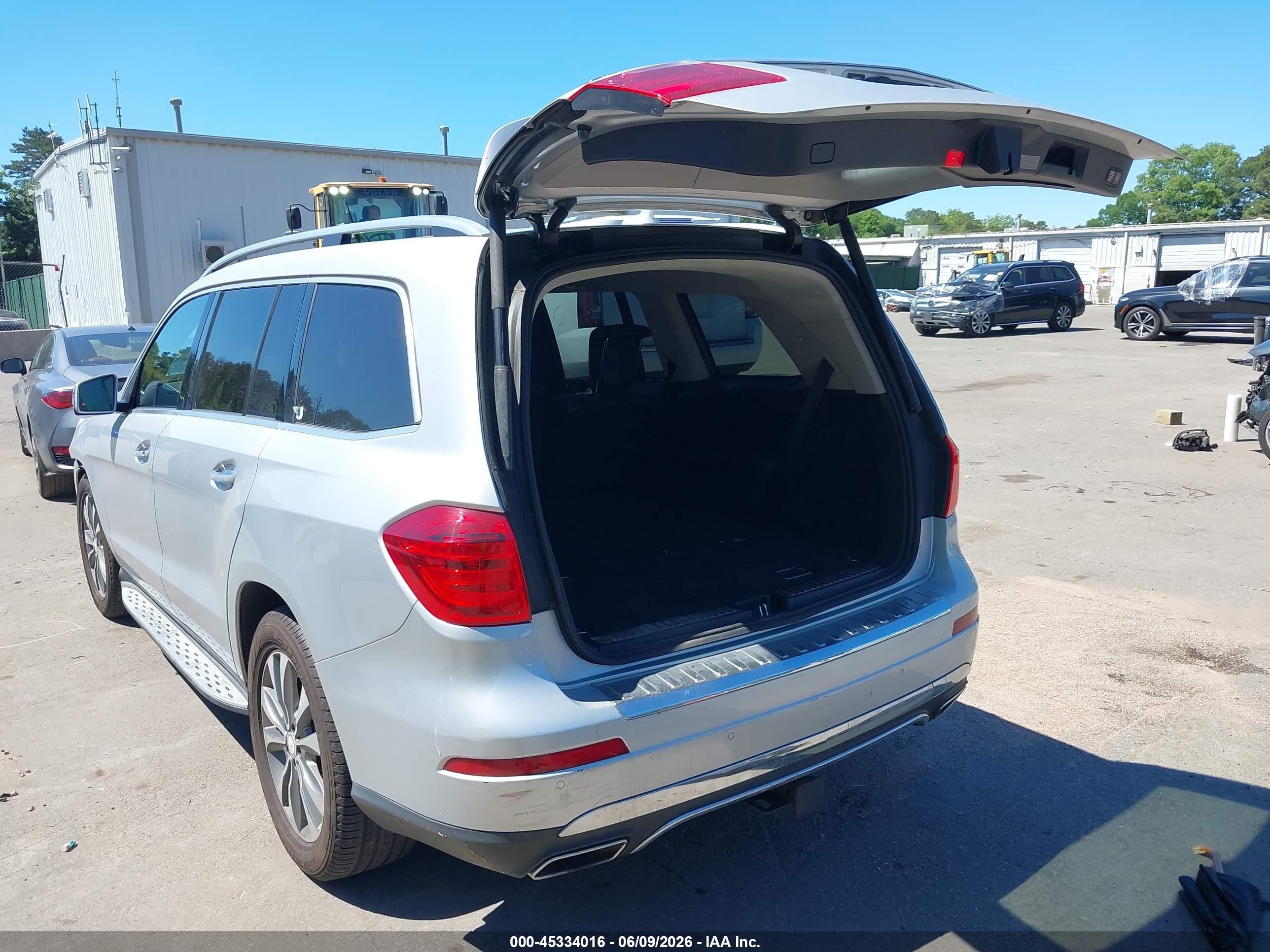 2015 Mercedes-benz Gl 450 4matic Серебряный vin: 4JGDF6EE6FA545707