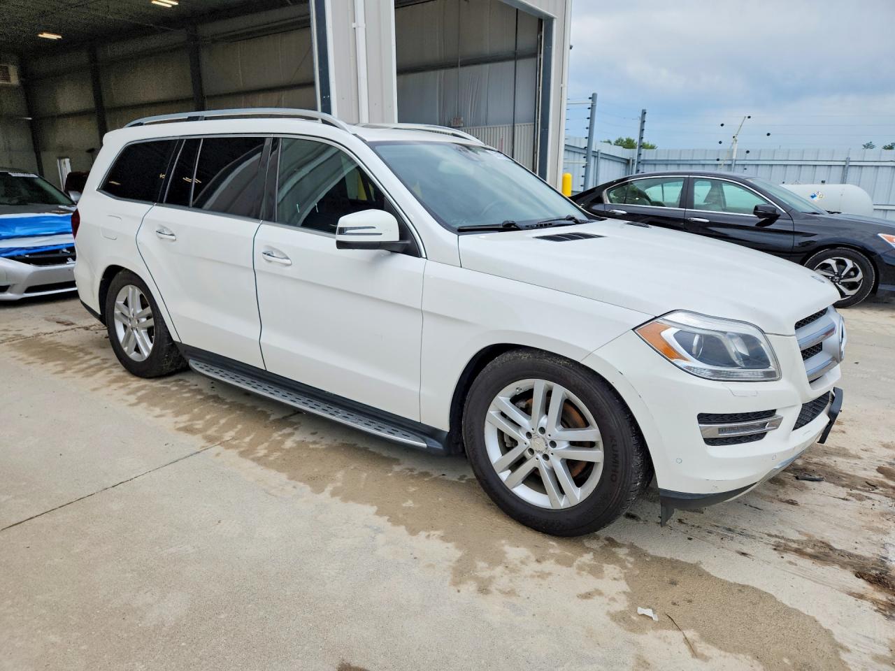 2015 Mercedes-benz Gl 450 4matic White vin: 4JGDF6EE7FA461038
