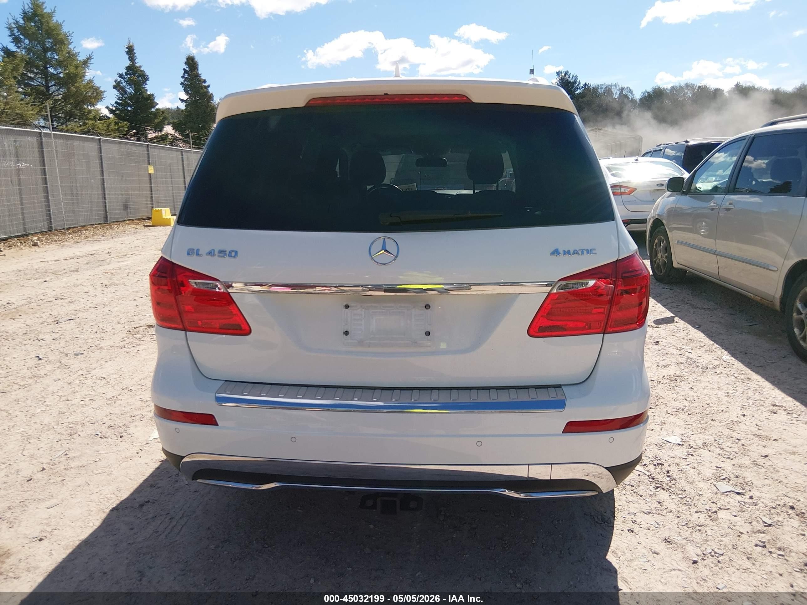 2015 Mercedes-benz Gl 450 4matic White vin: 4JGDF6EE7FA593751