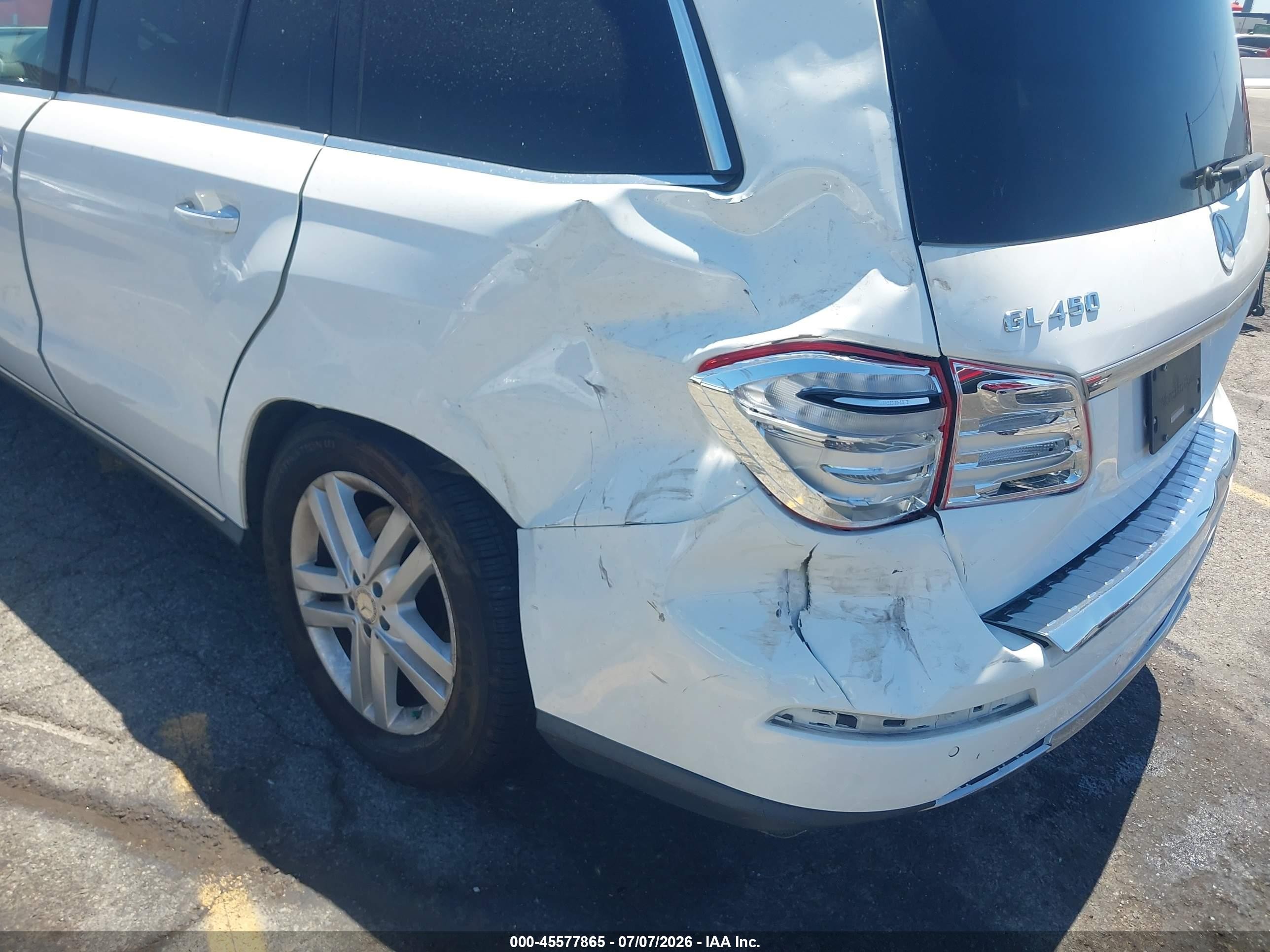 2015 Mercedes-benz Gl 450 4matic White vin: 4JGDF6EE7FA597086