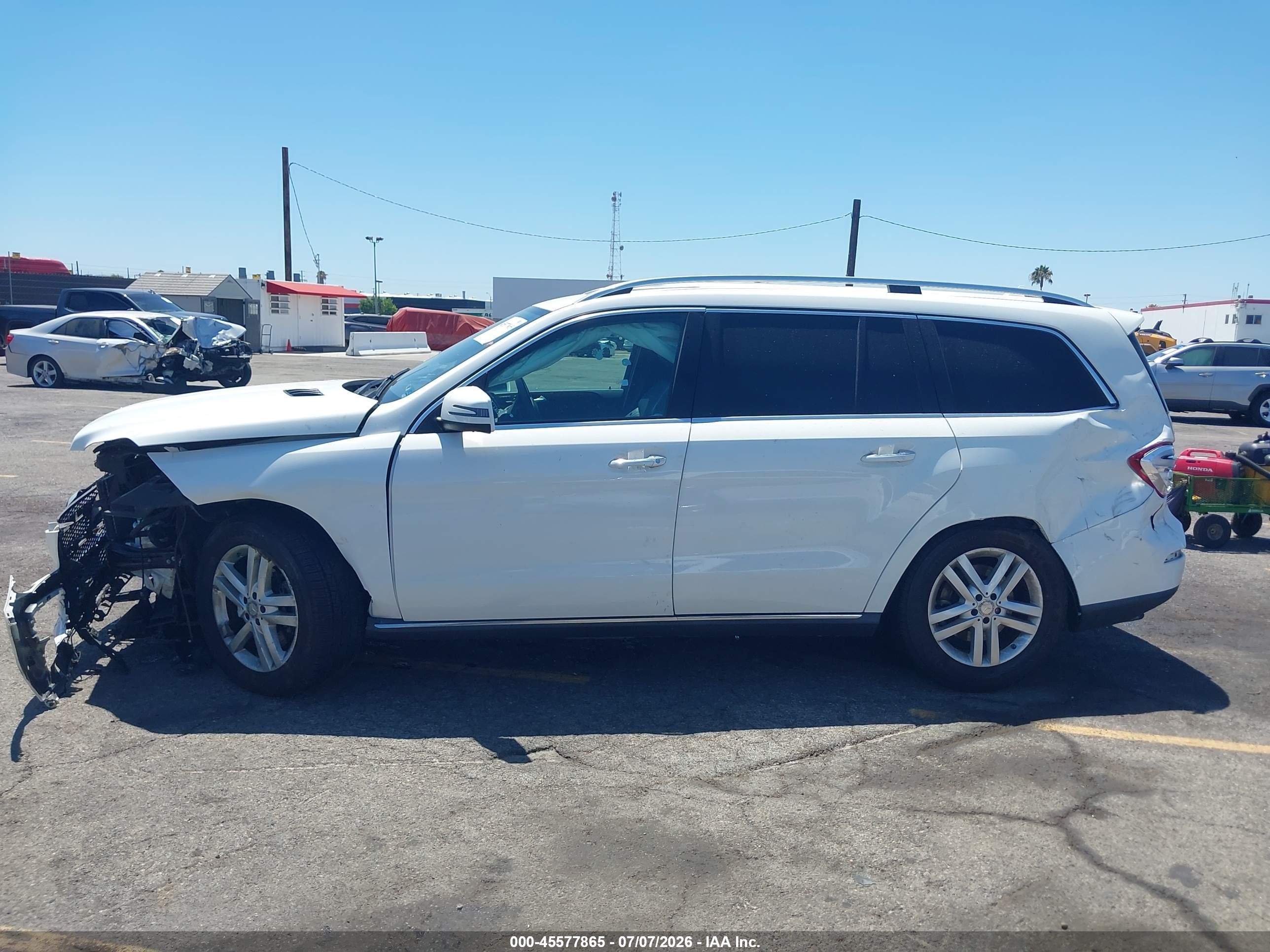 2015 Mercedes-benz Gl 450 4matic White vin: 4JGDF6EE7FA597086