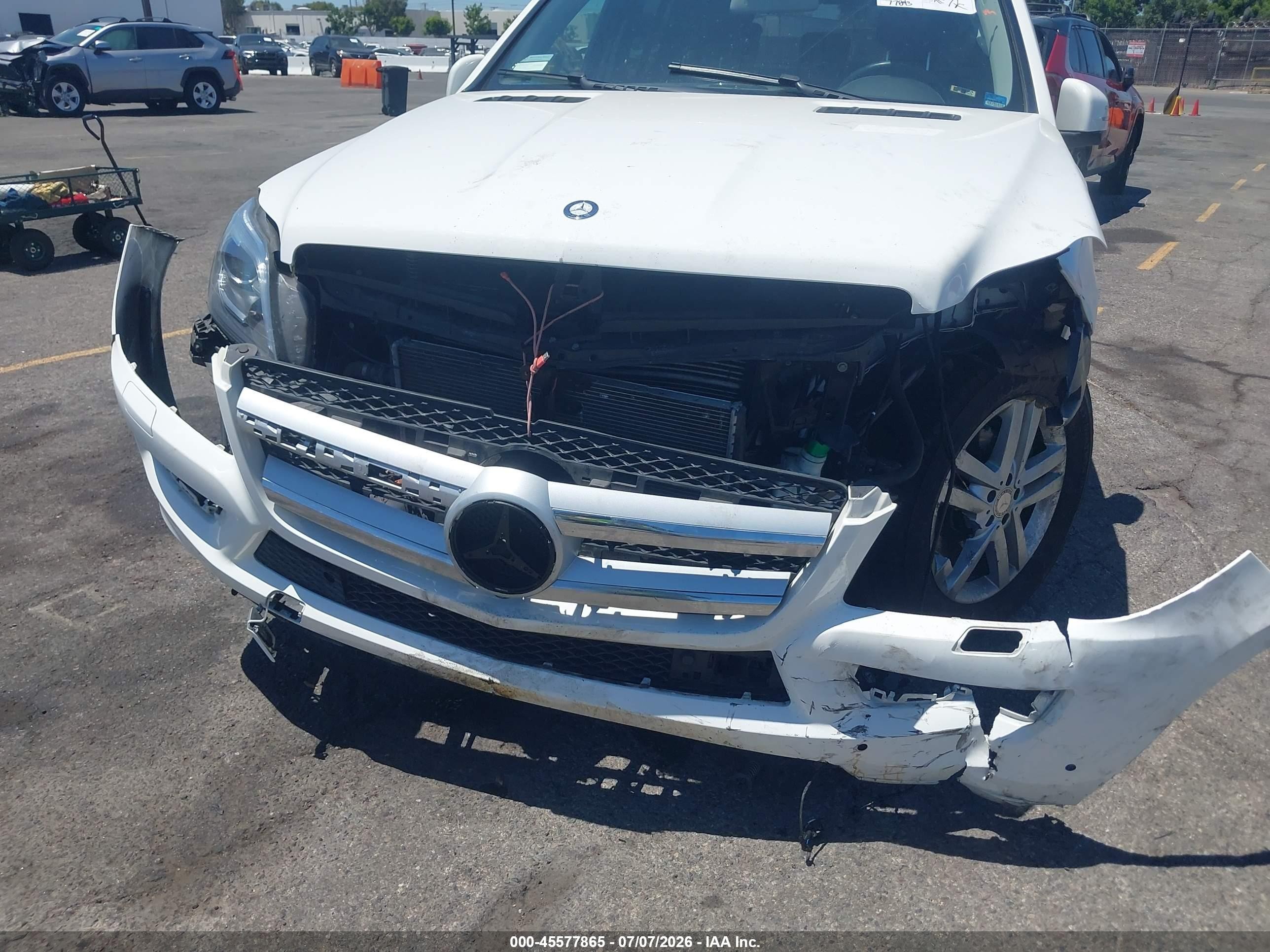 2015 Mercedes-benz Gl 450 4matic White vin: 4JGDF6EE7FA597086