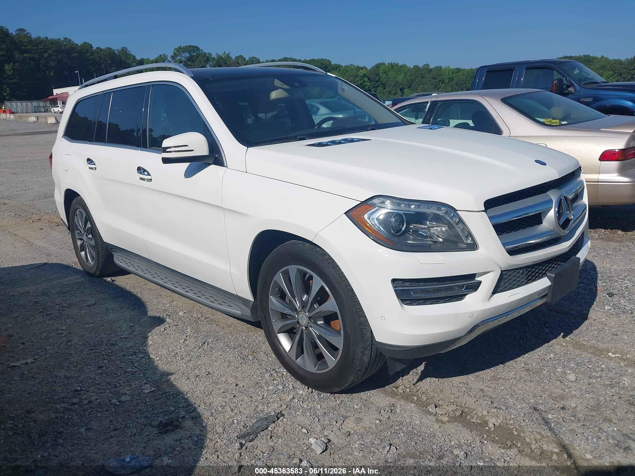 2015 Mercedes-benz Gl 450 4matic White vin: 4JGDF6EE7FA616607