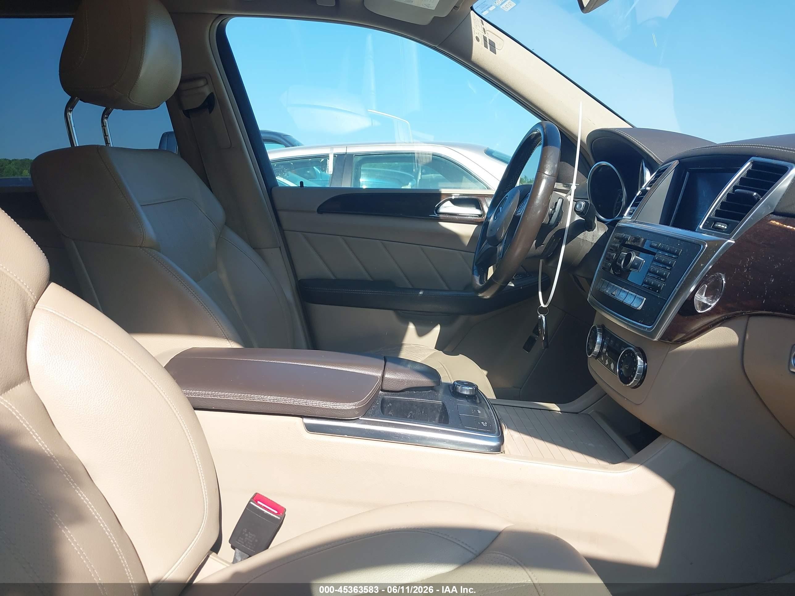 2015 Mercedes-benz Gl 450 4matic White vin: 4JGDF6EE7FA616607