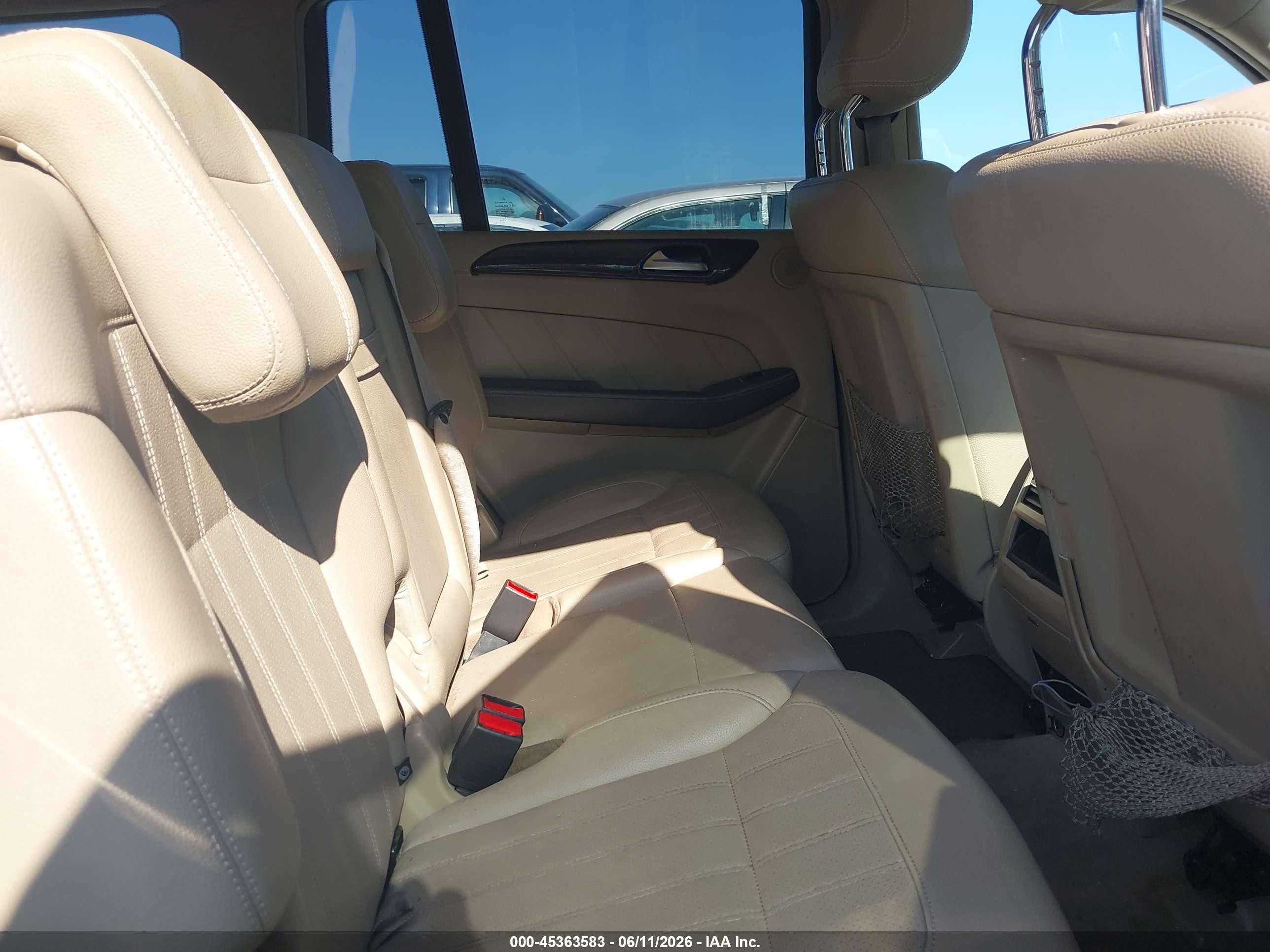 2015 Mercedes-benz Gl 450 4matic White vin: 4JGDF6EE7FA616607