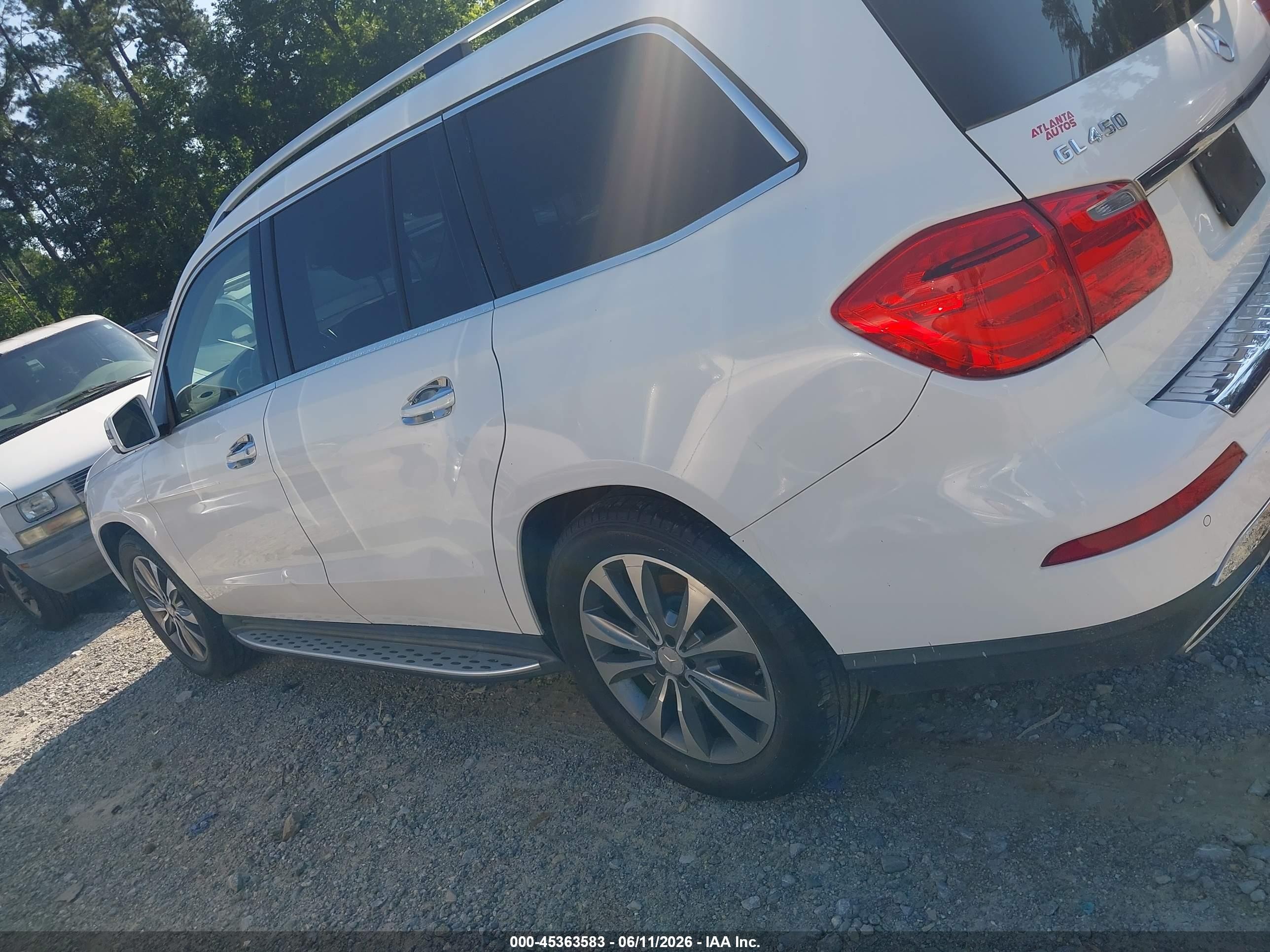 2015 Mercedes-benz Gl 450 4matic White vin: 4JGDF6EE7FA616607