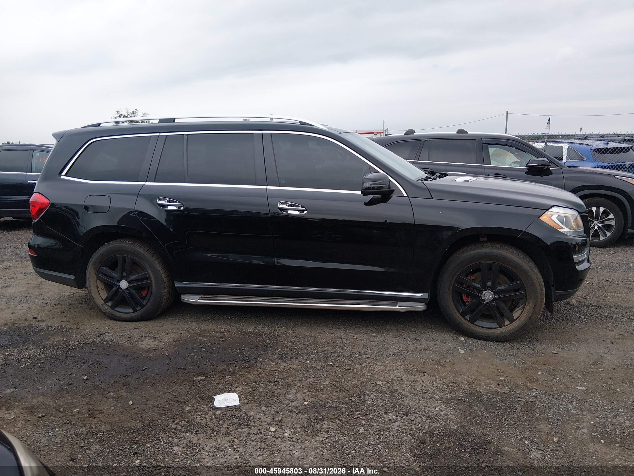 2015 Mercedes-benz Gl 450 4matic Черный vin: 4JGDF6EE8FA586338