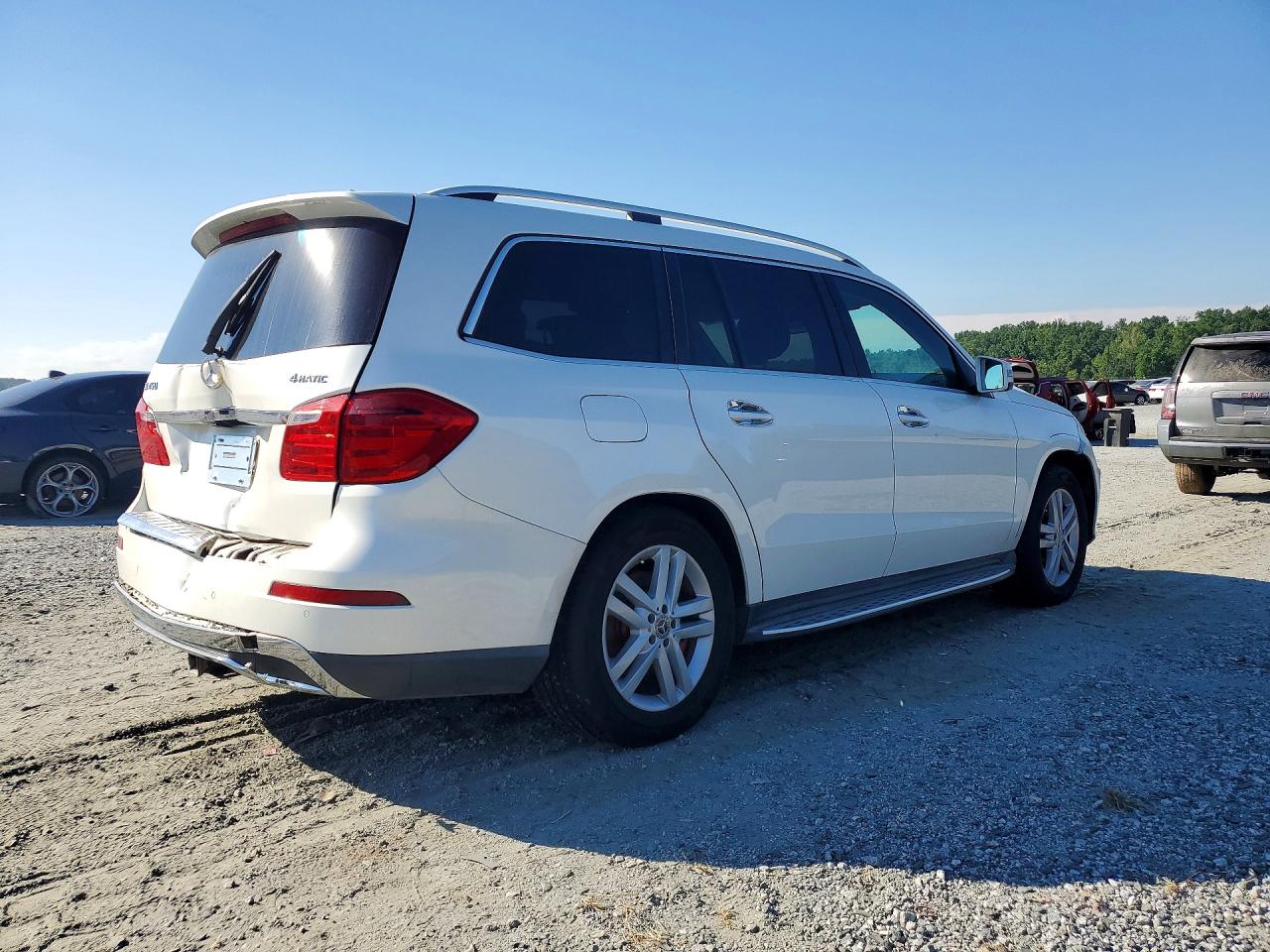 2015 Mercedes-benz Gl 450 4matic White vin: 4JGDF6EE9FA465740