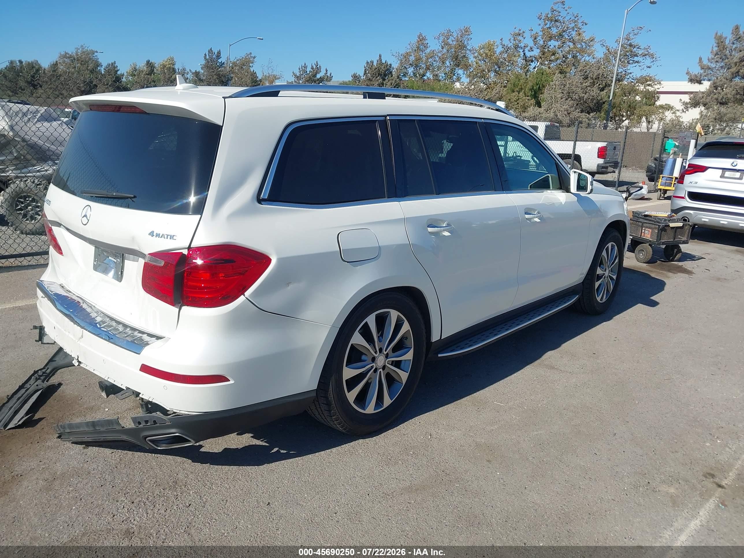 2015 Mercedes-benz Gl 450 4matic White vin: 4JGDF6EE9FA540288