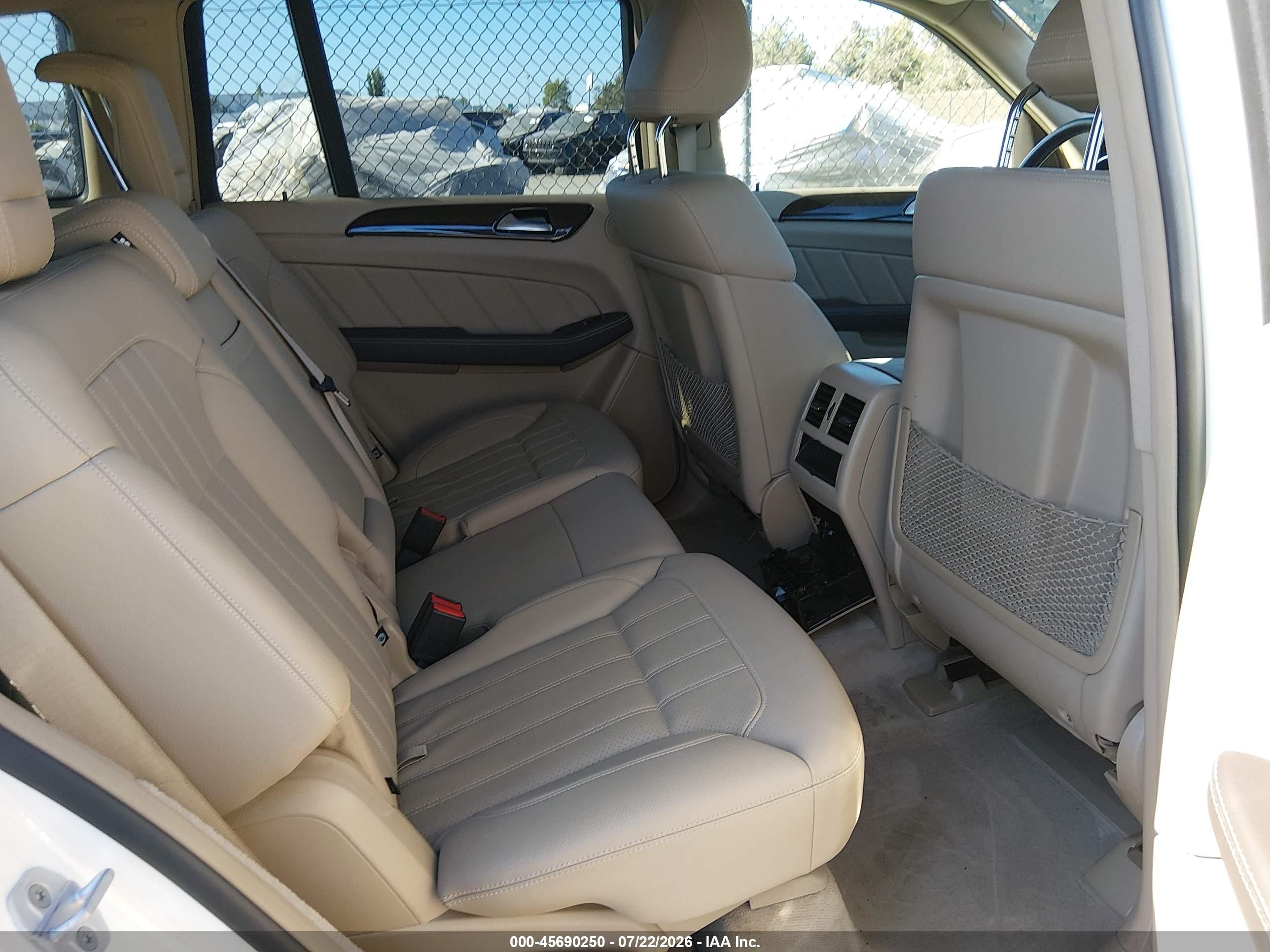 2015 Mercedes-benz Gl 450 4matic White vin: 4JGDF6EE9FA540288