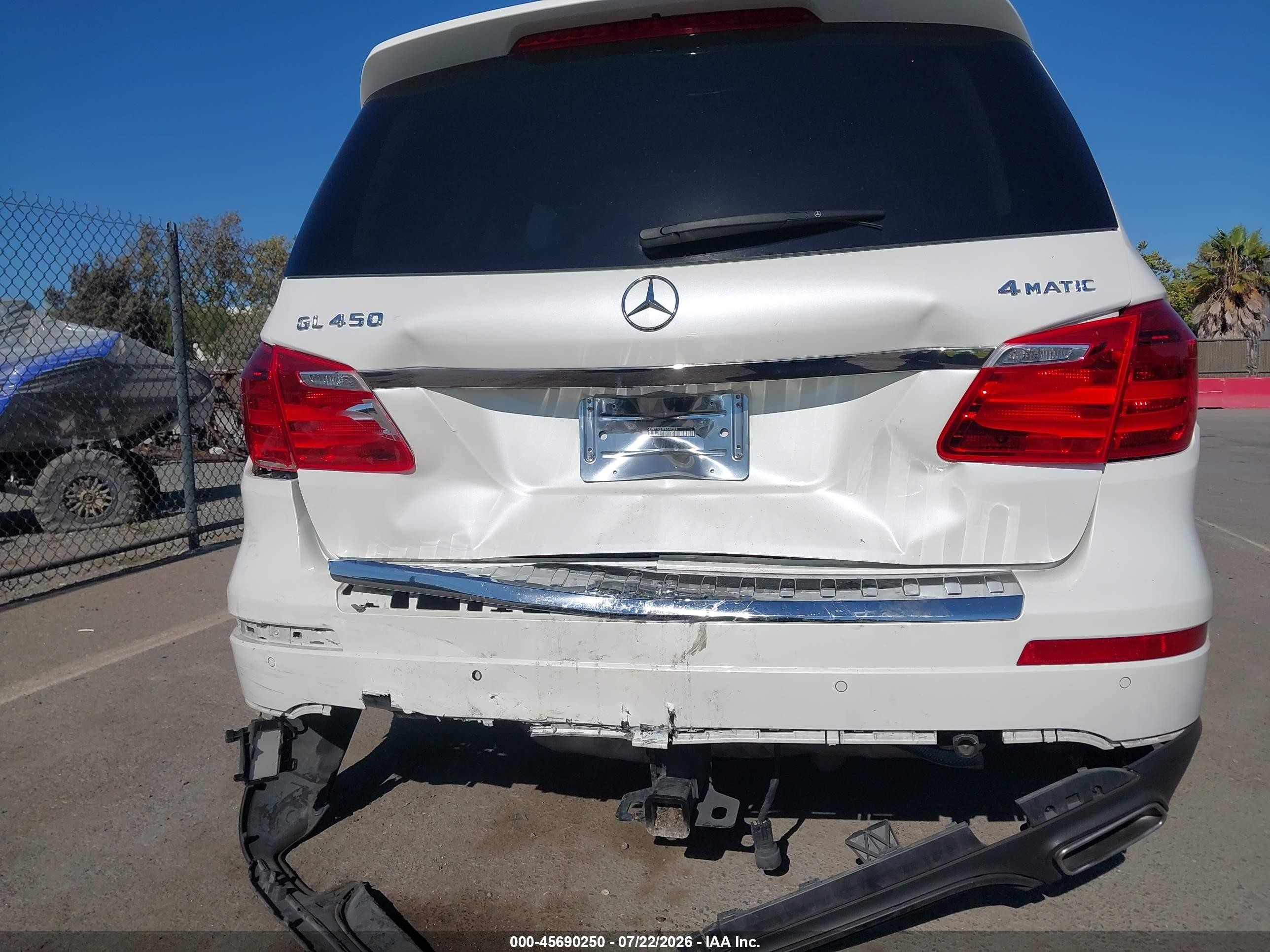 2015 Mercedes-benz Gl 450 4matic White vin: 4JGDF6EE9FA540288