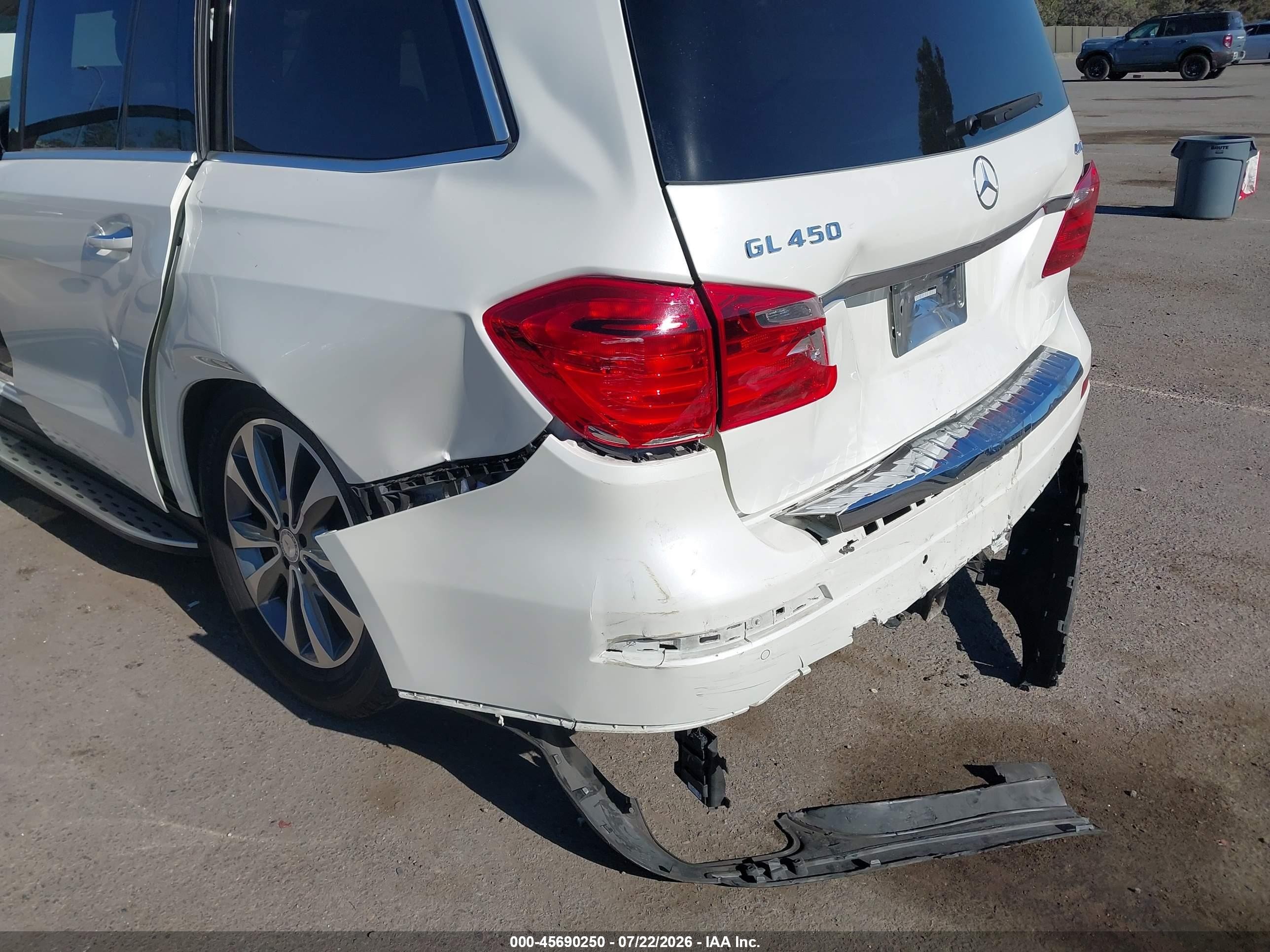 2015 Mercedes-benz Gl 450 4matic White vin: 4JGDF6EE9FA540288