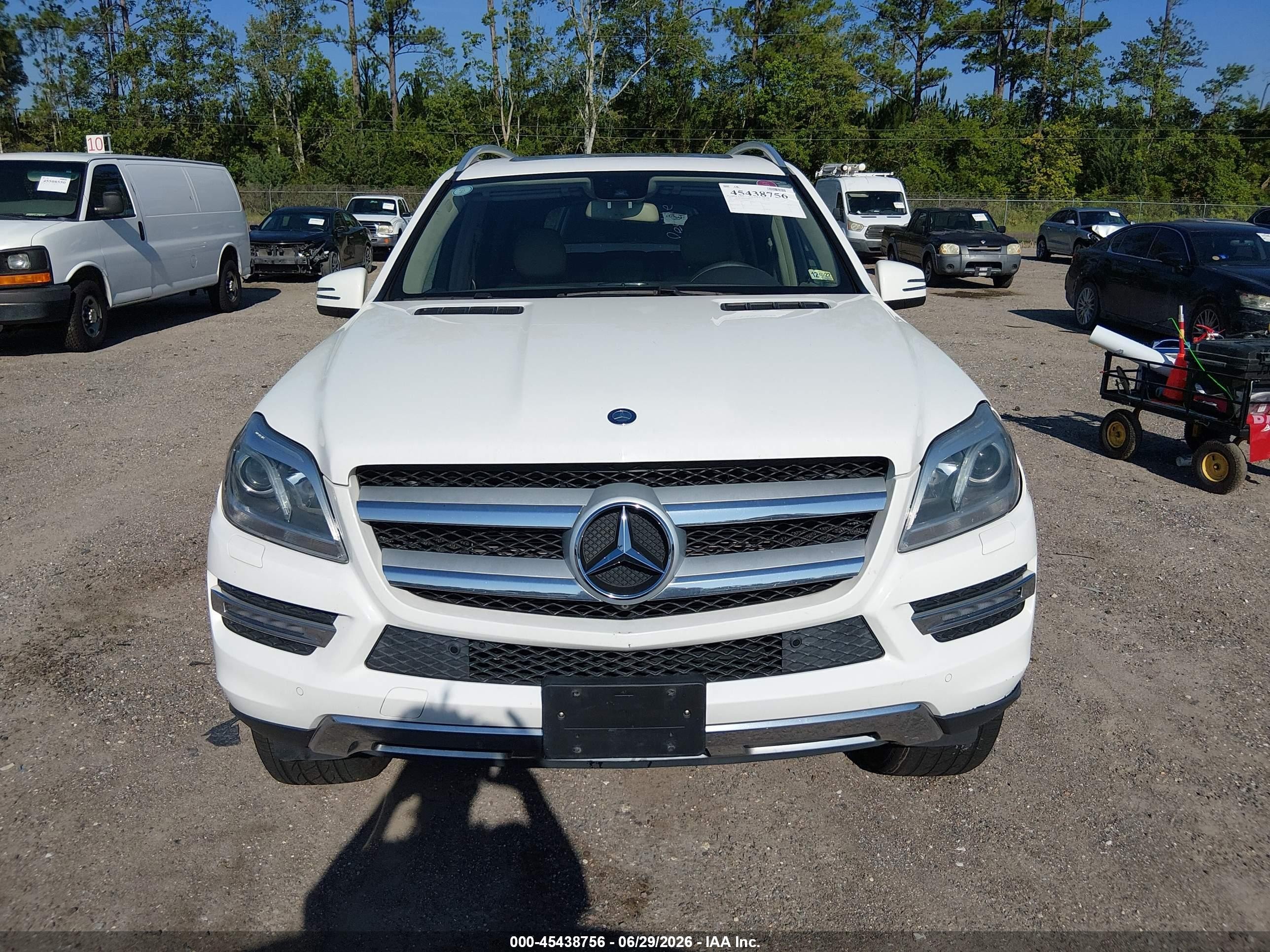 2015 Mercedes-benz Gl 450 4matic White vin: 4JGDF6EEXFA448803
